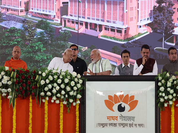 PM Narendra Modi and RSS chief Mohan Bhagwat (Photo/@narendramodi) PM Narendra Modi and RSS chief Mohan Bhagwat (Photo/@narendramodi)
