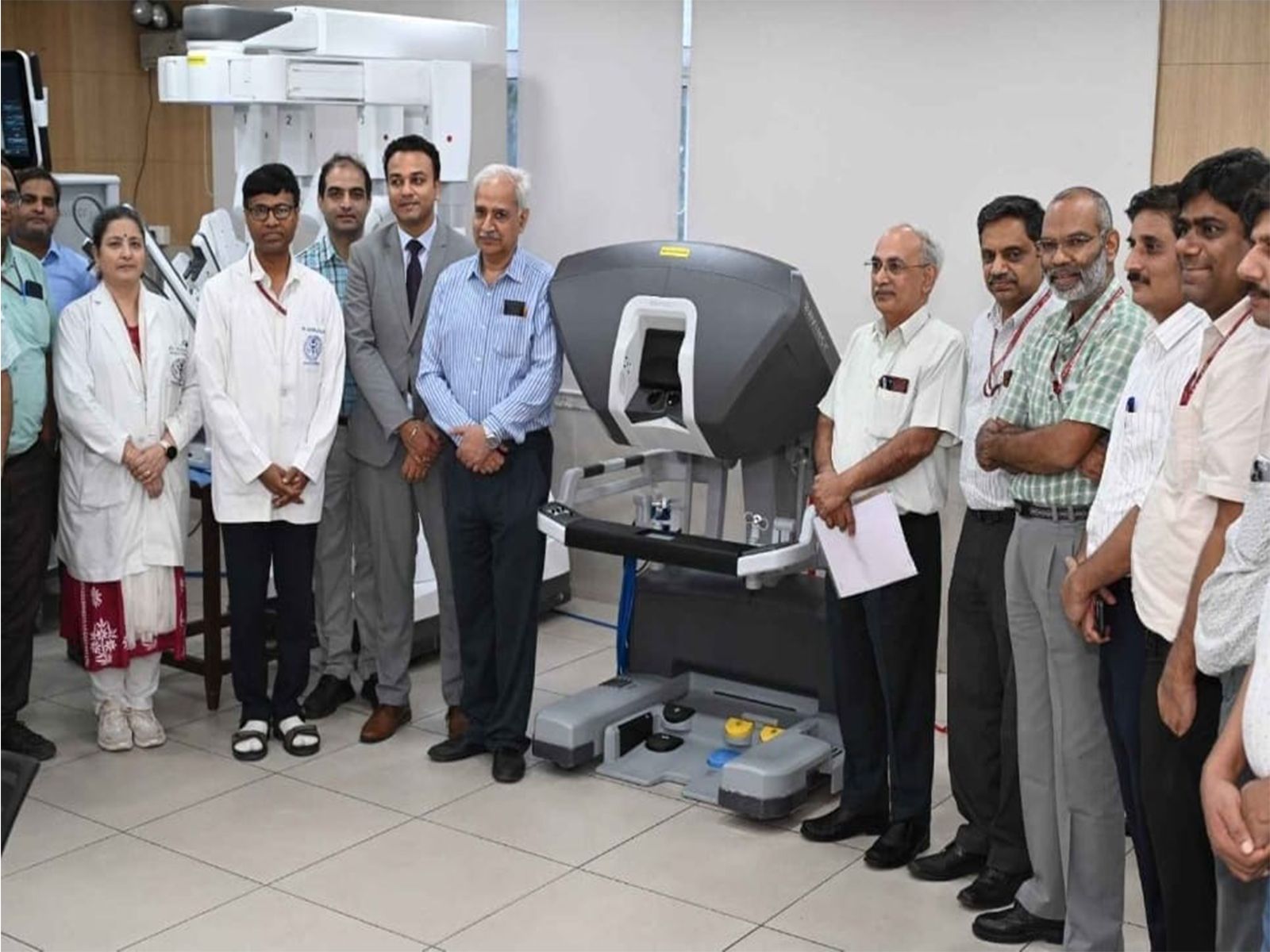 AIIMS Delhi inaugurates state-of-the-art 'Da Vinci Surgical Robot' to strengthen training in robotic surgery (Photo/ANI) AIIMS Delhi inaugurates state-of-the-art 'Da Vinci Surgical Robot' to strengthen training in robotic surgery (Photo/ANI)
