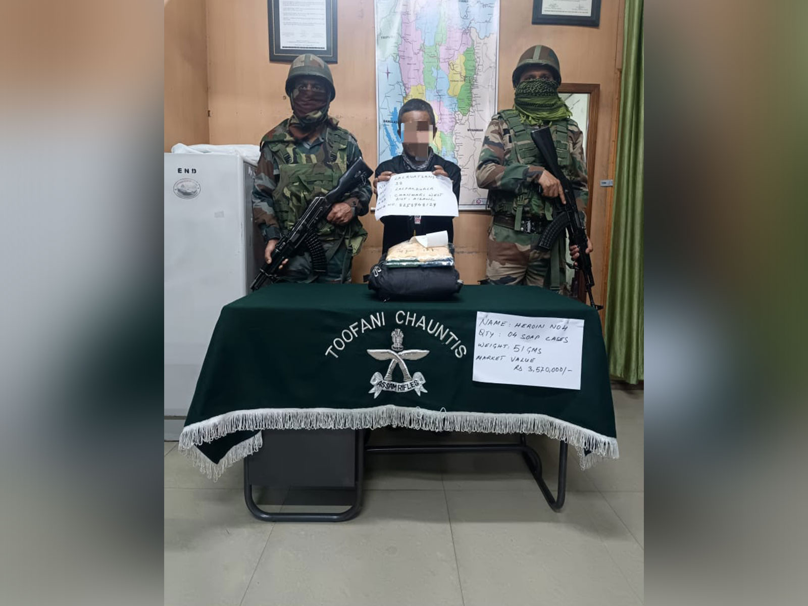 Assam Rifles seizes heroin worth Rs 35 lakh from Aizawl (Photo/Assam Rifles) Assam Rifles seizes heroin worth Rs 35 lakh from Aizawl (Photo/Assam Rifles)