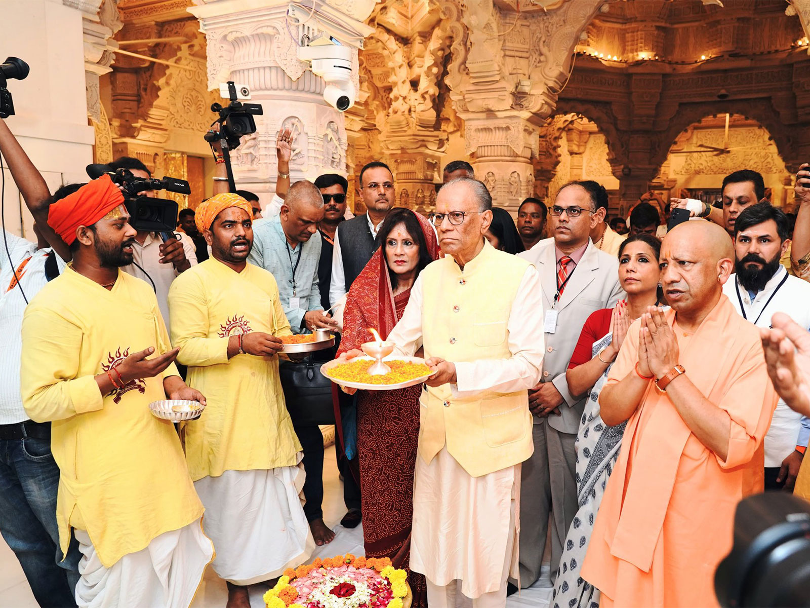 Mauritius PM Navinchandra Ramgoolam offering prayers at Ram Janmabhoomi temple in Ayodhya (Photo/ X@MEAIndia) Mauritius PM Navinchandra Ramgoolam offering prayers at Ram Janmabhoomi temple in Ayodhya (Photo/ X@MEAIndia)