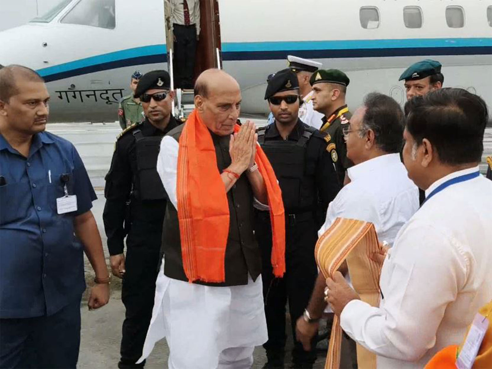 Defence Minister Rajnath Singh arrives in Kolkata (Photo/ANI) Defence Minister Rajnath Singh arrives in Kolkata (Photo/ANI)