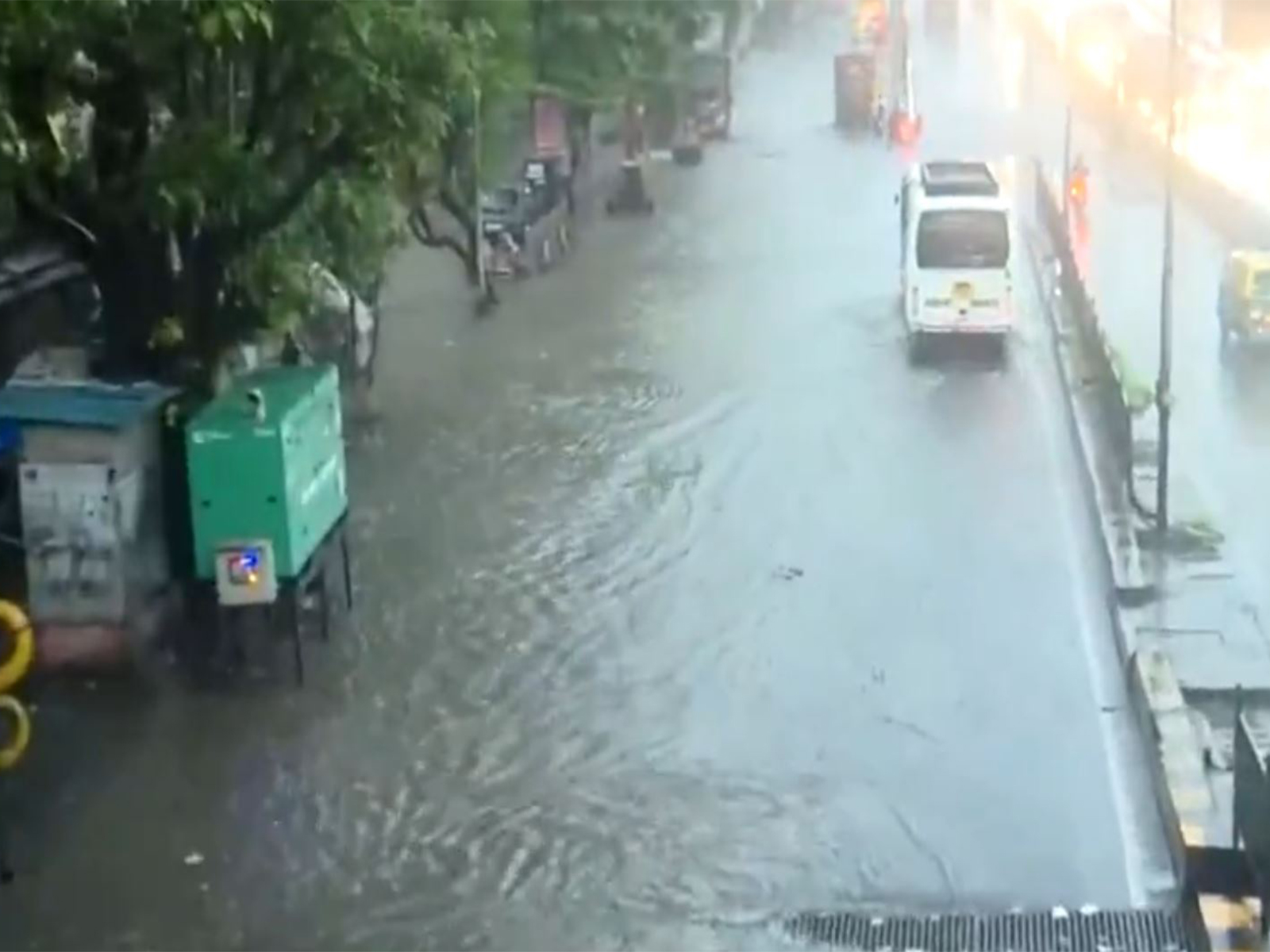 Visuals of waterlogging from King's Circle, Sion (Photo/ANI) Visuals of waterlogging from King's Circle, Sion (Photo/ANI)