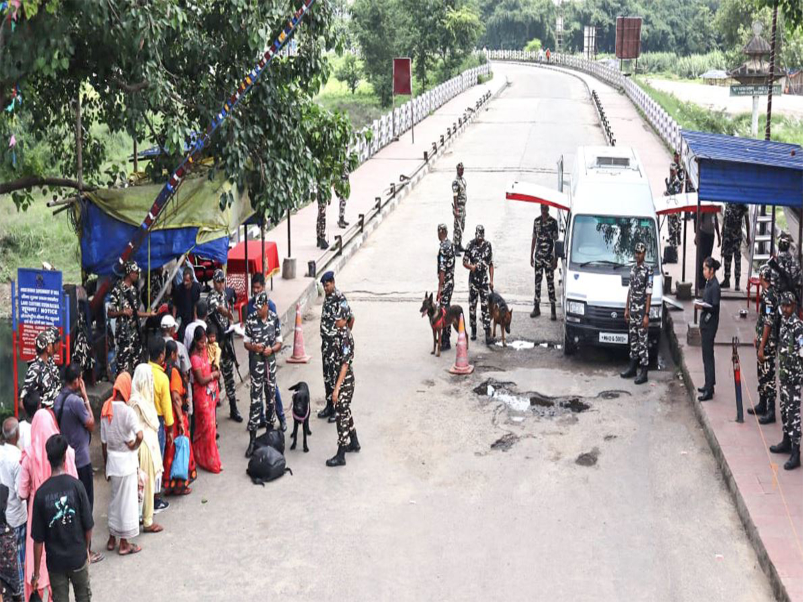 India-Nepal border at Champaran (File Photo/ANI) India-Nepal border at Champaran (File Photo/ANI)