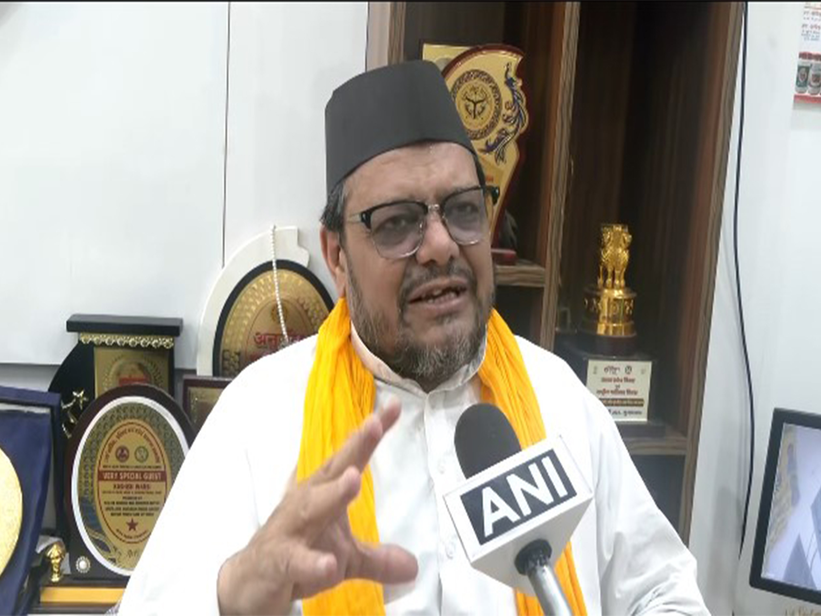 National president of Bharatiya Sufi Foundation, Kashish Warsi (Photo/ANI) National president of Bharatiya Sufi Foundation, Kashish Warsi (Photo/ANI)