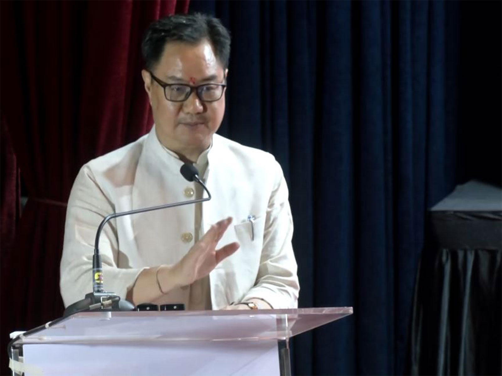 Kiren Rijiju lays foundation stone for Centre of Excellence in Heritage Languages at Mumbai University (Photo/ANI) Kiren Rijiju lays foundation stone for Centre of Excellence in Heritage Languages at Mumbai University (Photo/ANI)