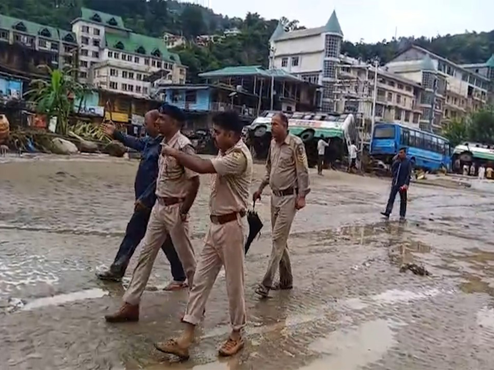 Relief and rescue operation underway in Mandi region after heavy rainfall (Photo/ANI) Relief and rescue operation underway in Mandi region after heavy rainfall (Photo/ANI)