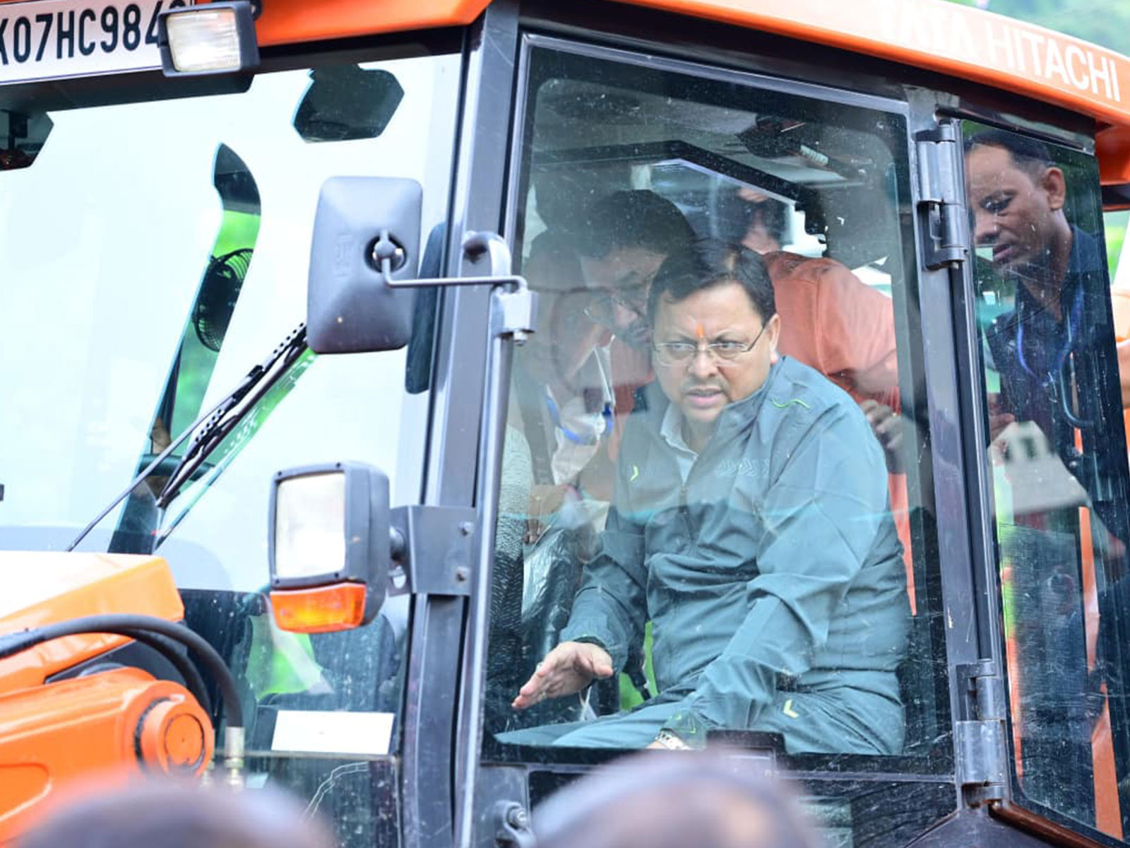 Uttarakhand CM Dhami inspects Maldevta and Kesarwala areas in Dehradun. (Photo/ANI) Uttarakhand CM Dhami inspects Maldevta and Kesarwala areas in Dehradun. (Photo/ANI)
