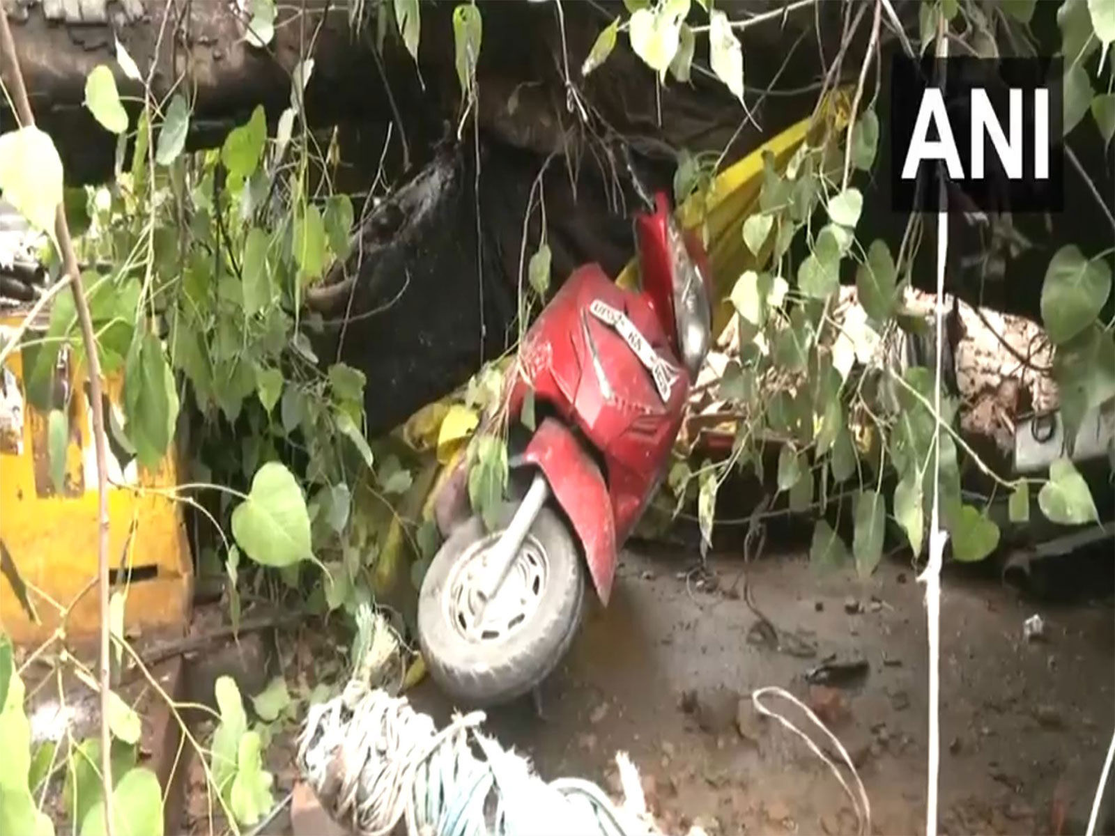 Visual from the spot (Photo: ANI) Visual from the spot (Photo: ANI)