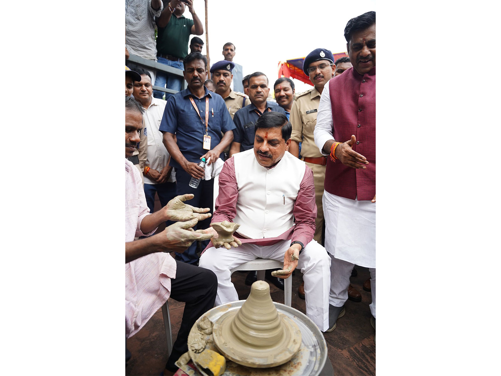MP CM Mohan Yadav making Shivlinga from clay at Swadeshi Mela in Bhopal (Photo/X @DrMohanYadav51) MP CM Mohan Yadav making Shivlinga from clay at Swadeshi Mela in Bhopal (Photo/X @DrMohanYadav51)