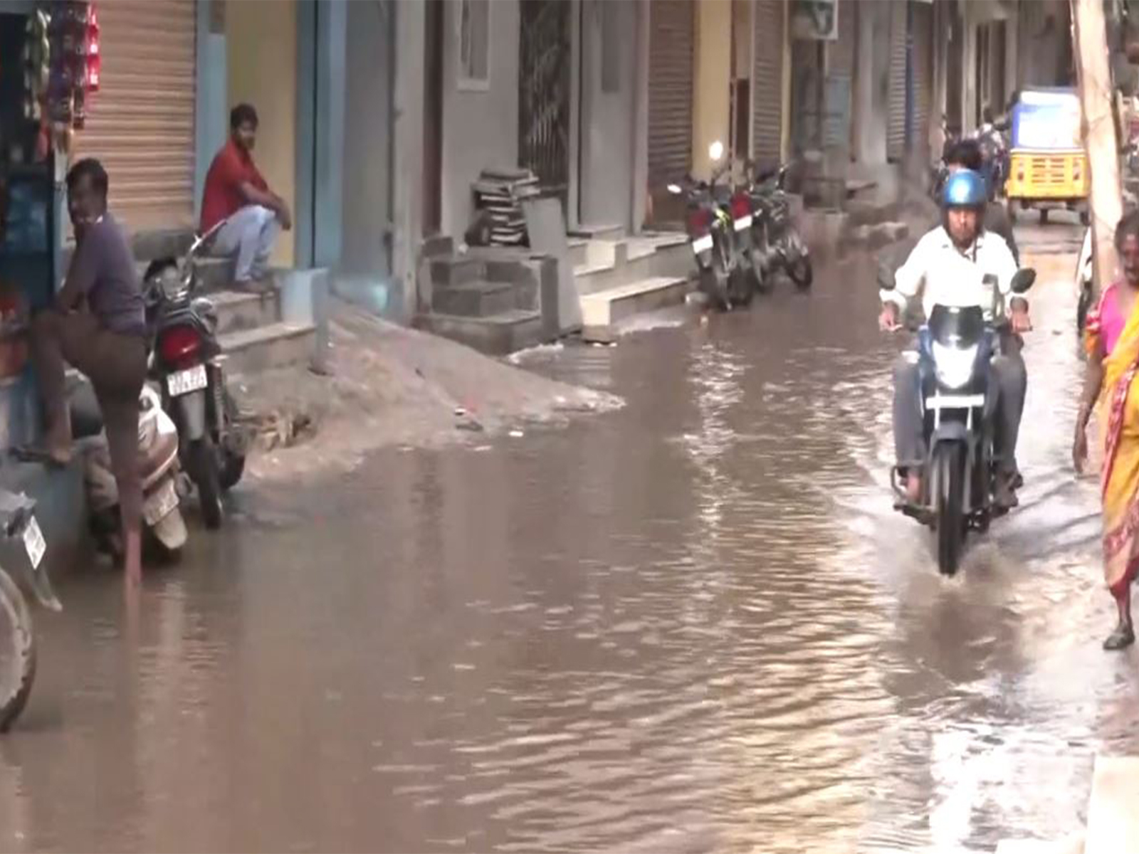 Visuals of the city post rainfall (Photo/ANI) Visuals of the city post rainfall (Photo/ANI)