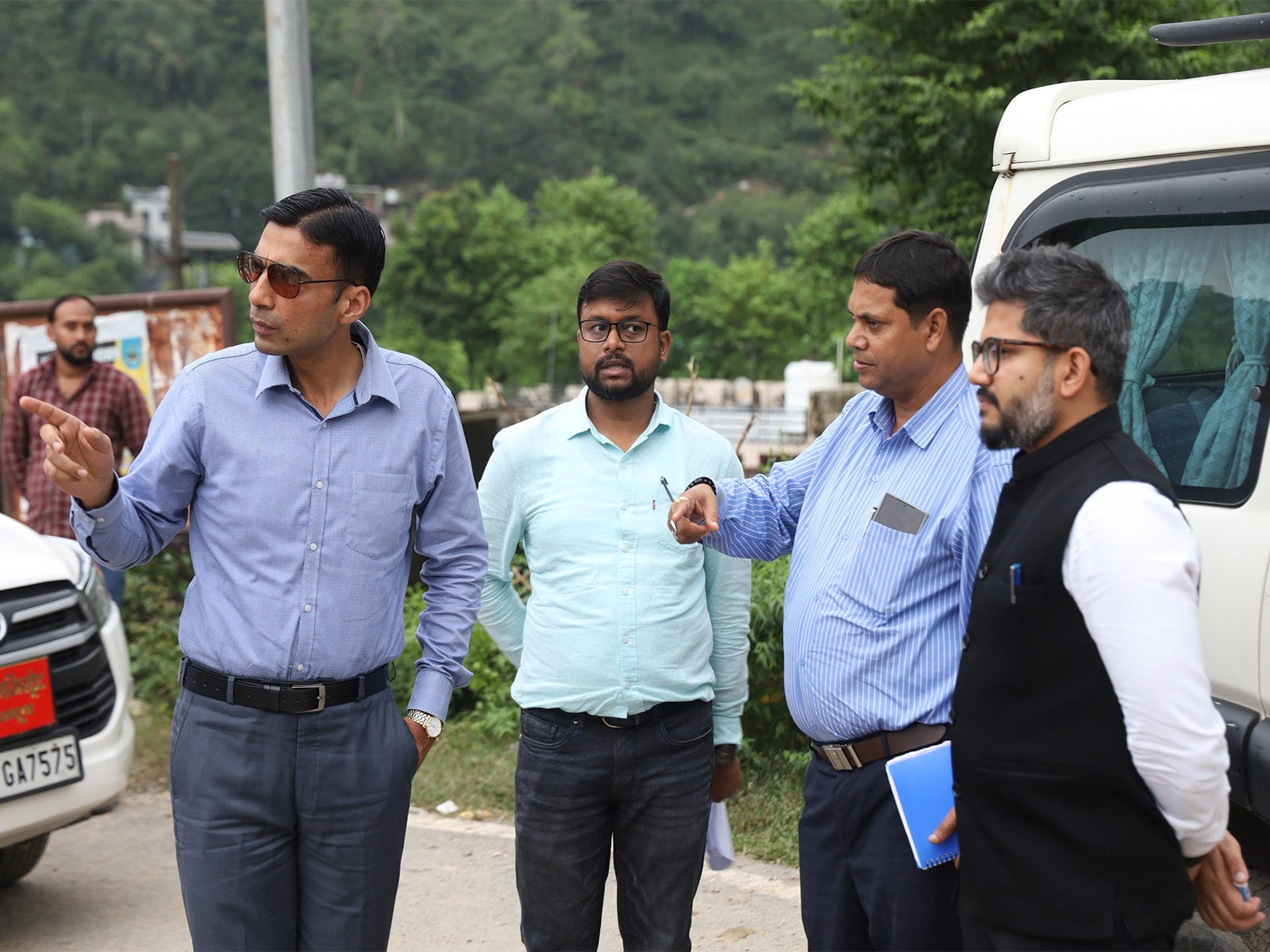District Magistrate (DM) Savin Bansal inspected the area. (Photo/ANI) District Magistrate (DM) Savin Bansal inspected the area. (Photo/ANI)