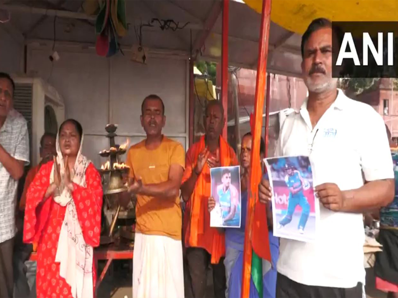 Prayers held in UP's Prayagraj for Team India’s victory. (Photo/ANI) Prayers held in UP's Prayagraj for Team India’s victory. (Photo/ANI)