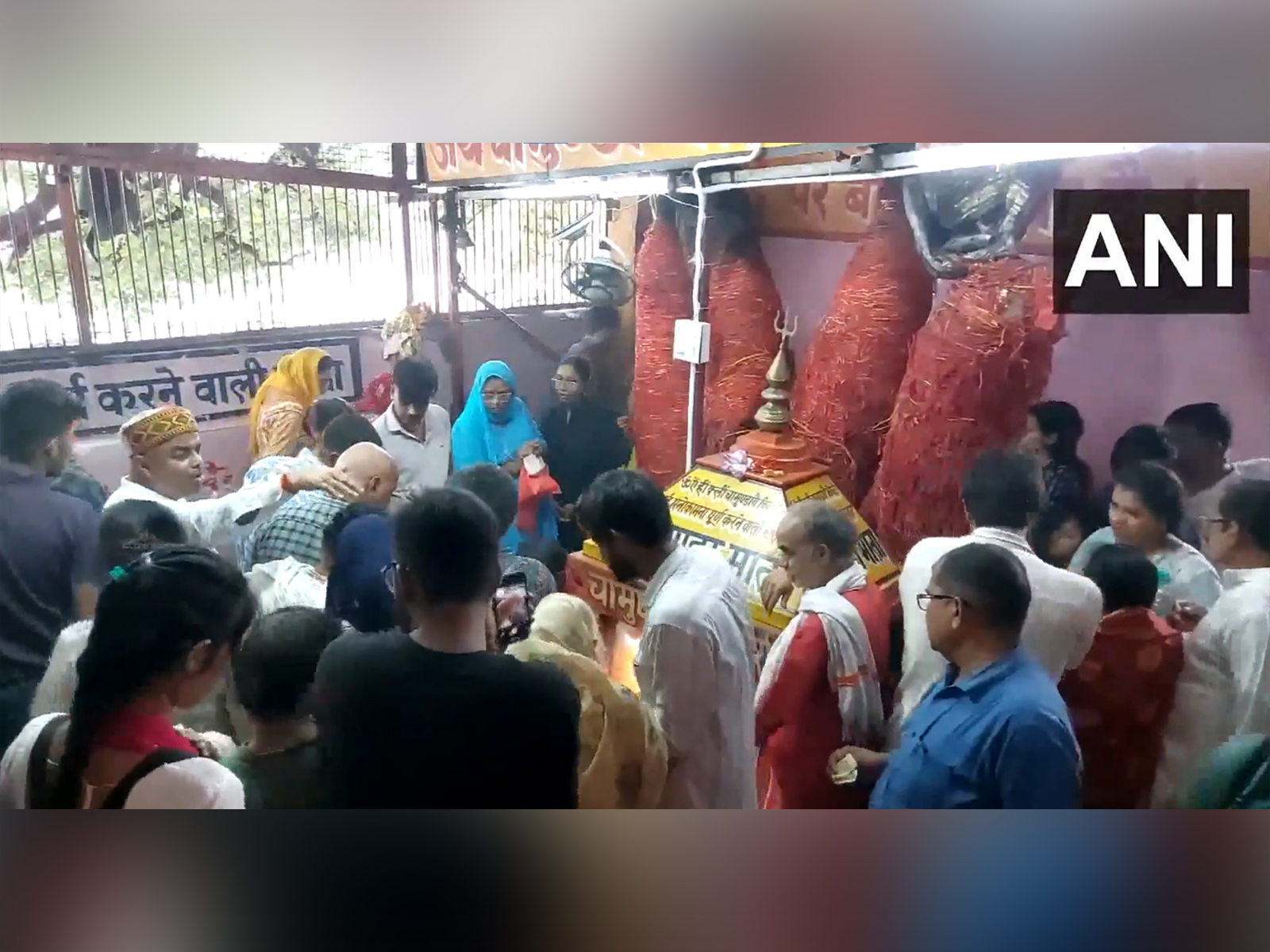 Devotees gather in large numbers at Haridwar's Mansa Devi Temple. (Photo/ANI) Devotees gather in large numbers at Haridwar's Mansa Devi Temple. (Photo/ANI)