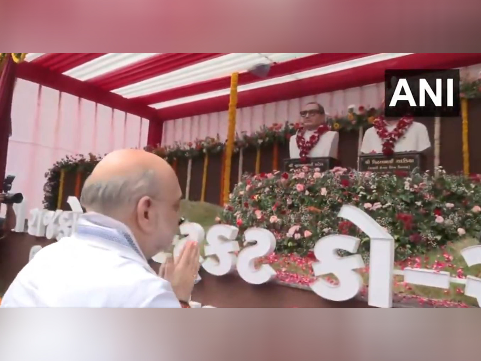 Home Minister Amit Shah unveils statues of RDC Bank Ex-Chairmen. (Photo/ANI) Home Minister Amit Shah unveils statues of RDC Bank Ex-Chairmen. (Photo/ANI)