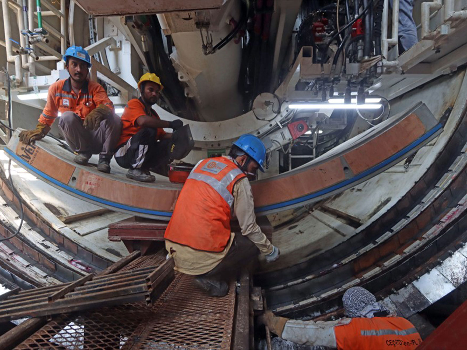 Labourers working at a construction site (File Photo/ANI) Labourers working at a construction site (File Photo/ANI)