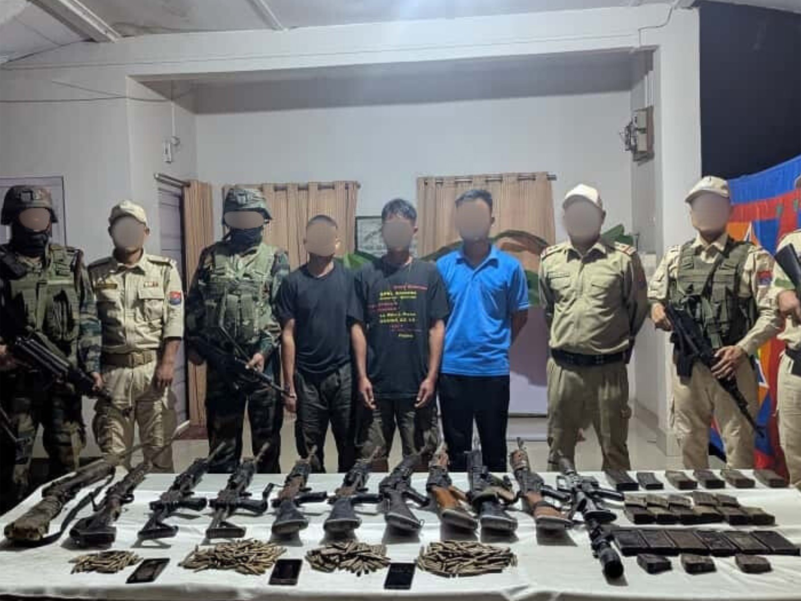 Indian army, Assam Rifles with Manipur police held joint operations across Manipur; 9 cadres held, weapons seized (Photo: x/@Spearcorps) Indian army, Assam Rifles with Manipur police held joint operations across Manipur; 9 cadres held, weapons seized (Photo: x/@Spearcorps)