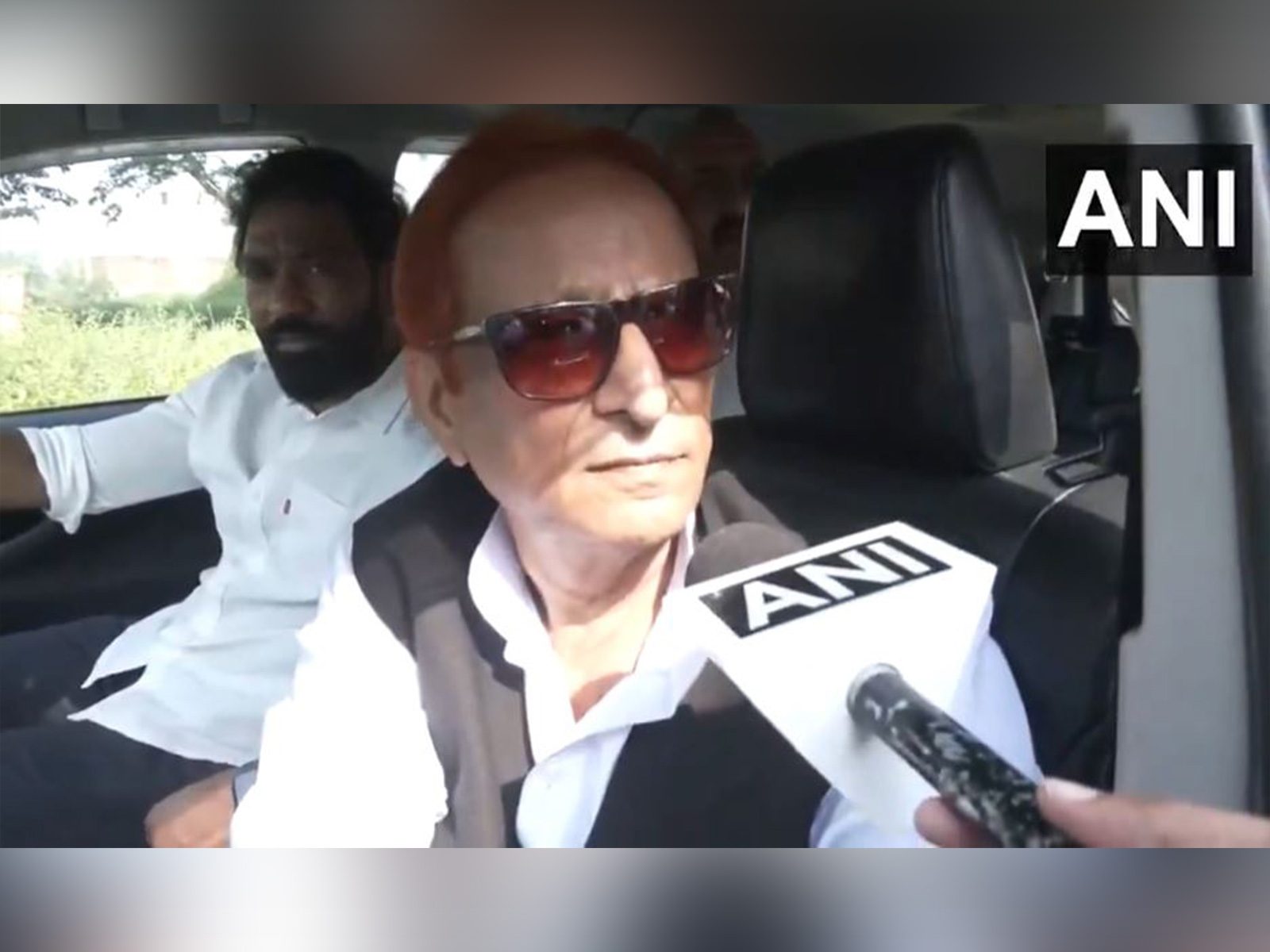 Samajwadi Party (SP) leader Azam Khan (Photo/ANI) Samajwadi Party (SP) leader Azam Khan (Photo/ANI)
