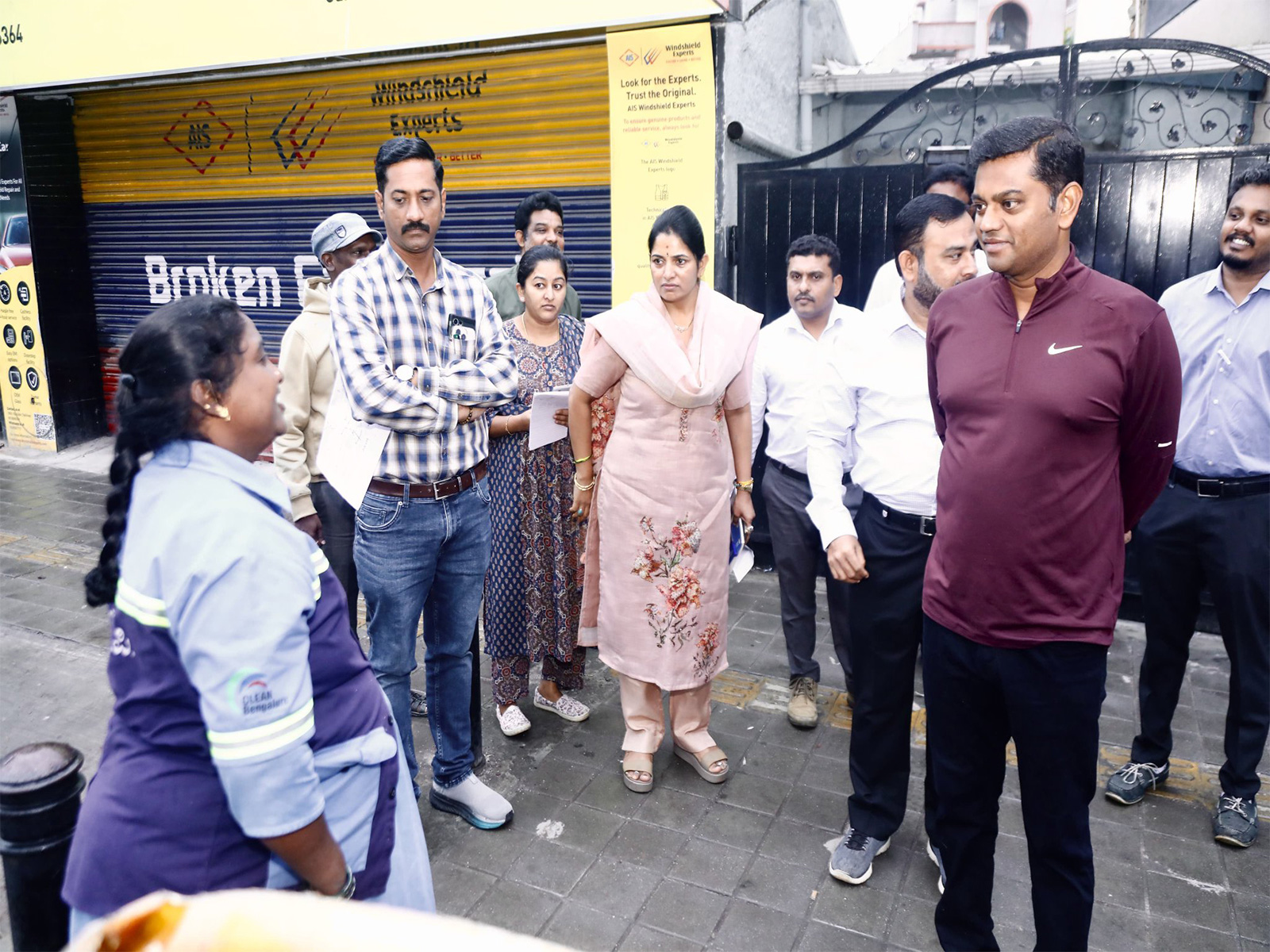 BCCC Commissioner Rajendra cholan inspects ongoing white-topping works (Photo: Greater Bengaluru Authority/X)