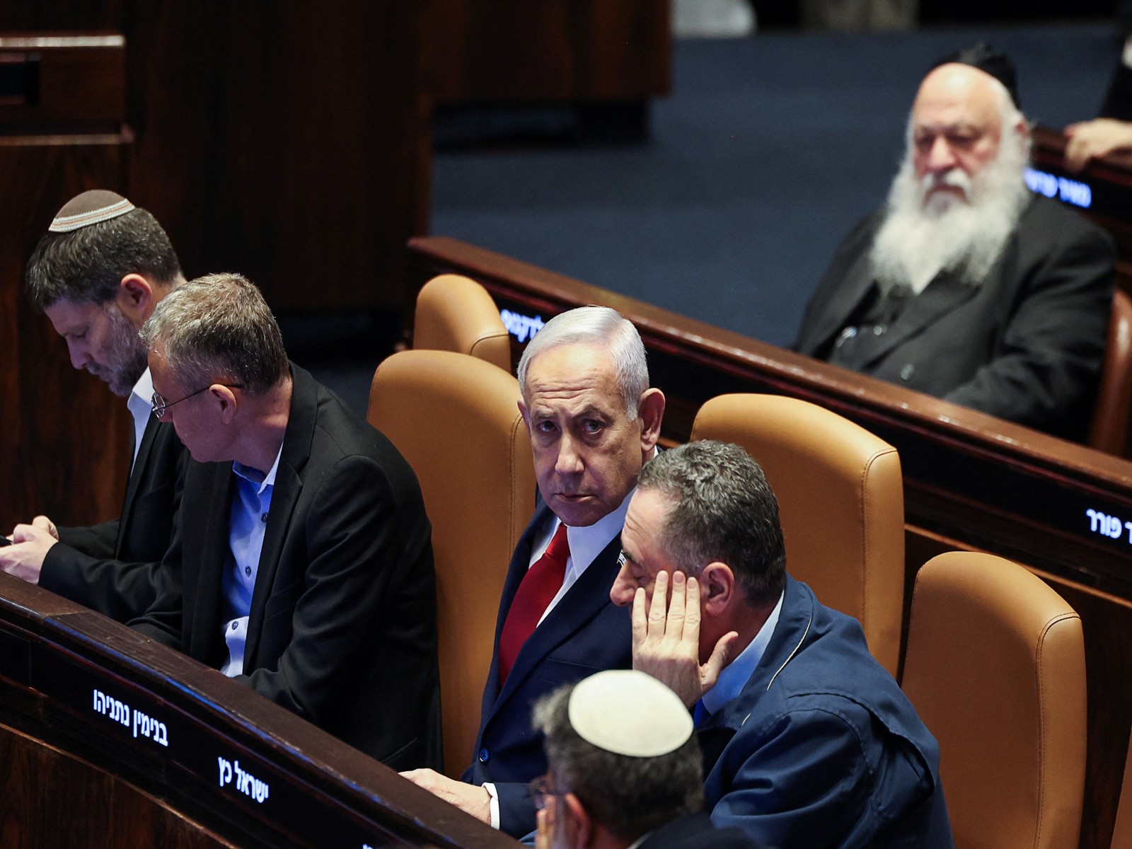 Israeli Prime Minister Benjamin Netanyahu attends a discussion at the plenum in the Knesset, Israel's parliament (Photo/Reuters)