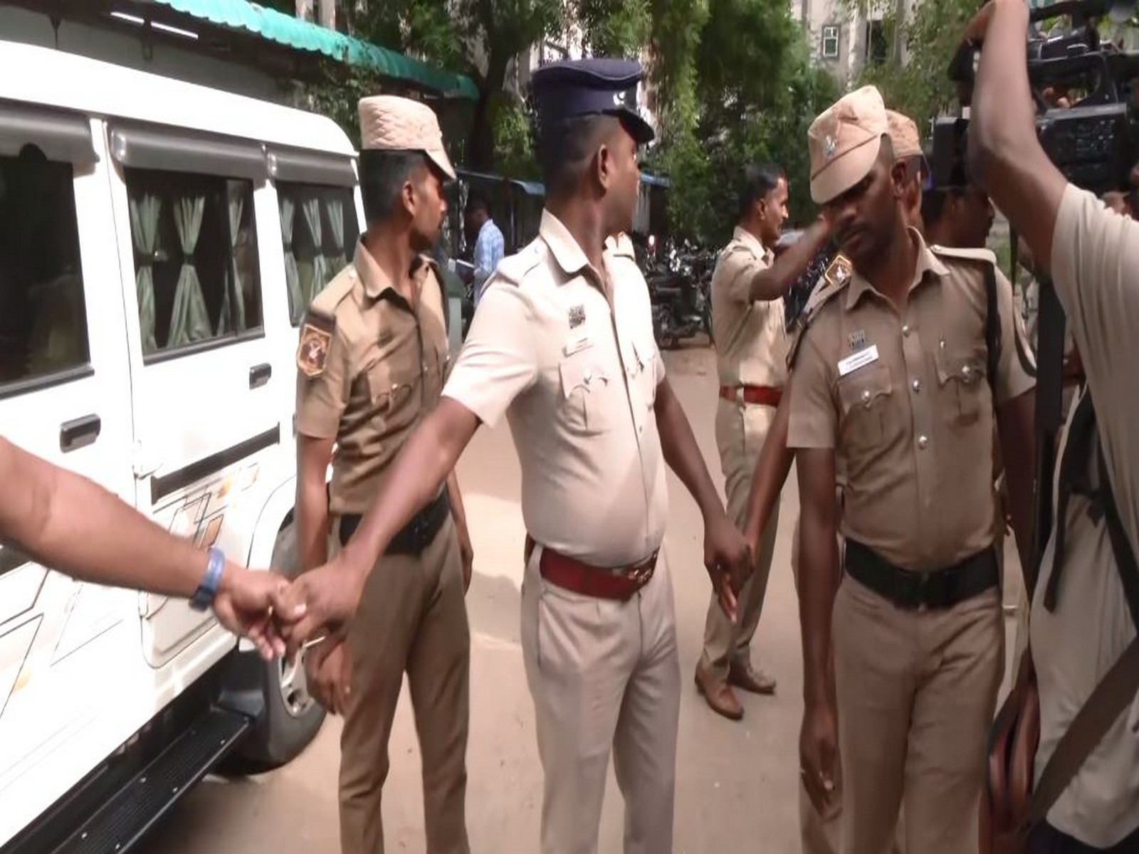Karur Police arrest functionary Paun Raj (Photo/ANI) Karur Police arrest functionary Paun Raj (Photo/ANI)