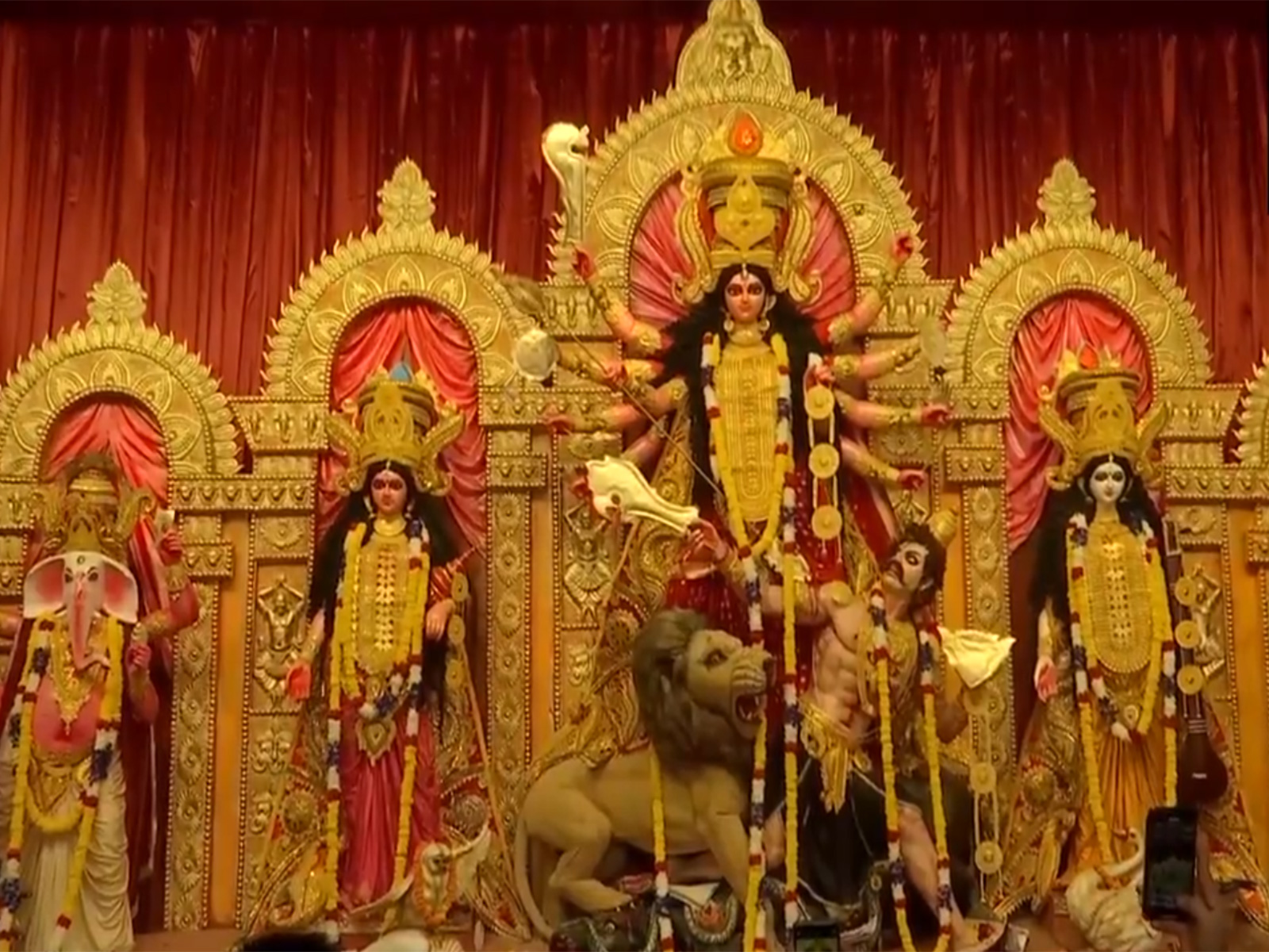 CR Park K Block Durga Pandal (Photo: ANI) CR Park K Block Durga Pandal (Photo: ANI)