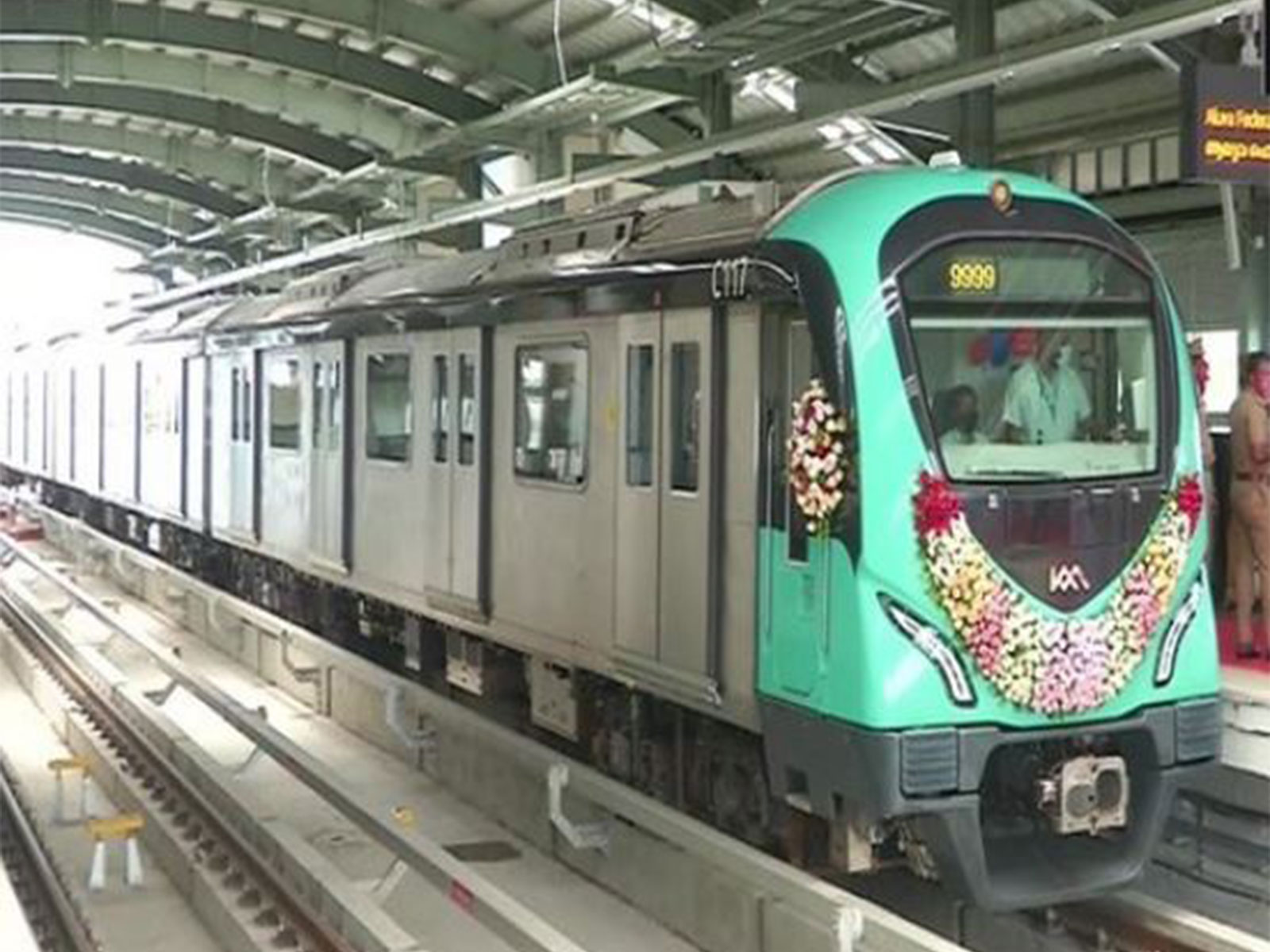 Kochi Metro (File Photo/ANI) Kochi Metro (File Photo/ANI)