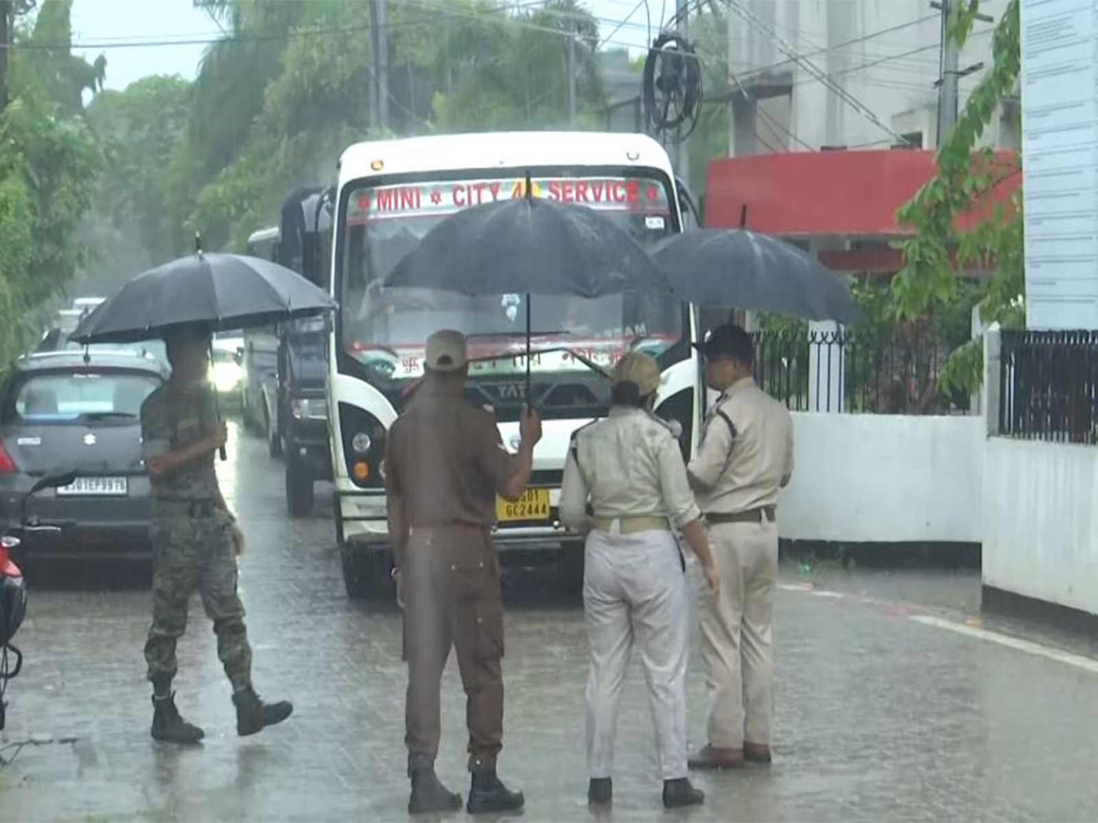Arrested accused being taken to Police custody (Photo/ANI) Arrested accused being taken to Police custody (Photo/ANI)