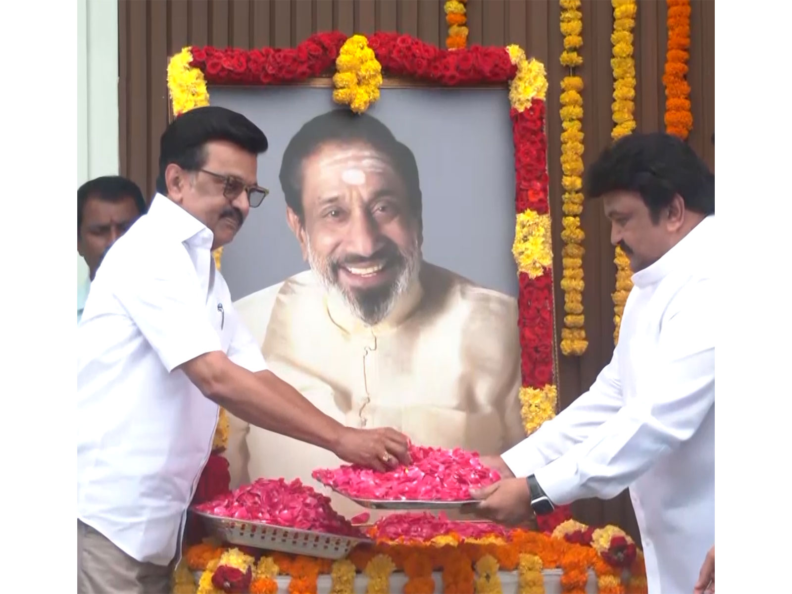 MK Stalin floral tribute to Sivaji Ganesan (Photo: ANI) MK Stalin floral tribute to Sivaji Ganesan (Photo: ANI)