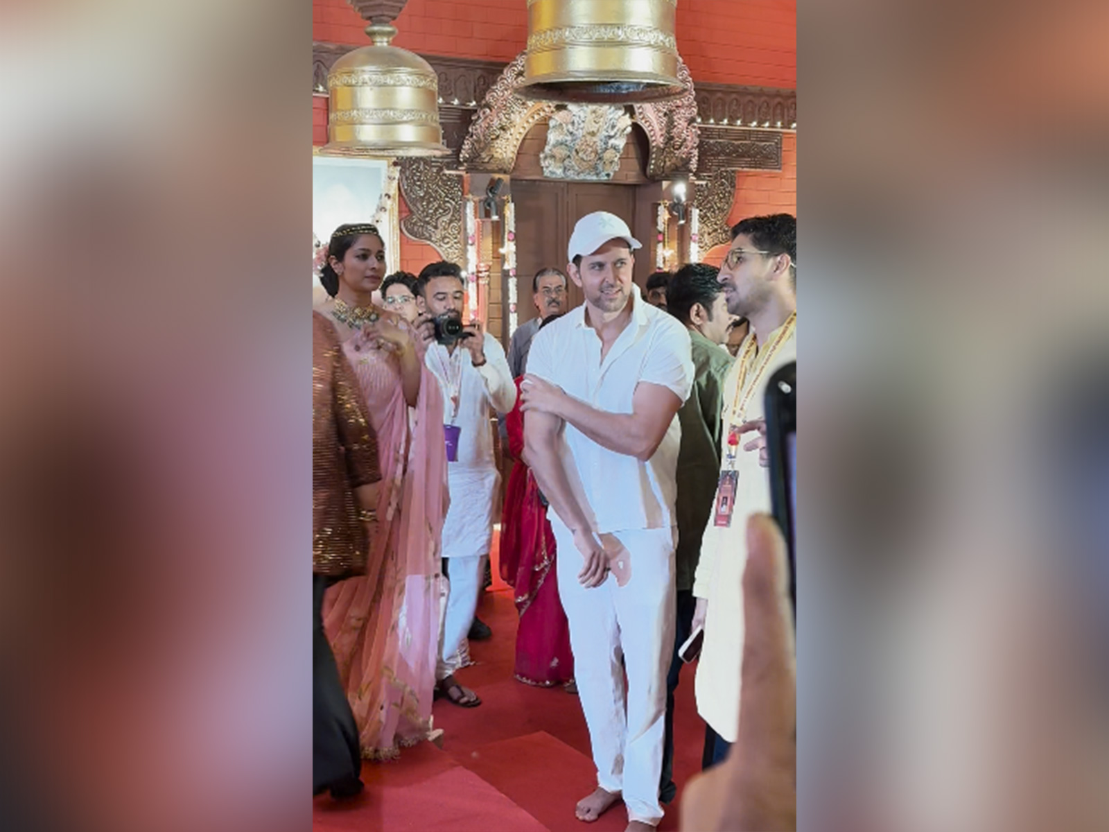 Actor Hrithik Roshan (Image source: ANI) Actor Hrithik Roshan (Image source: ANI)