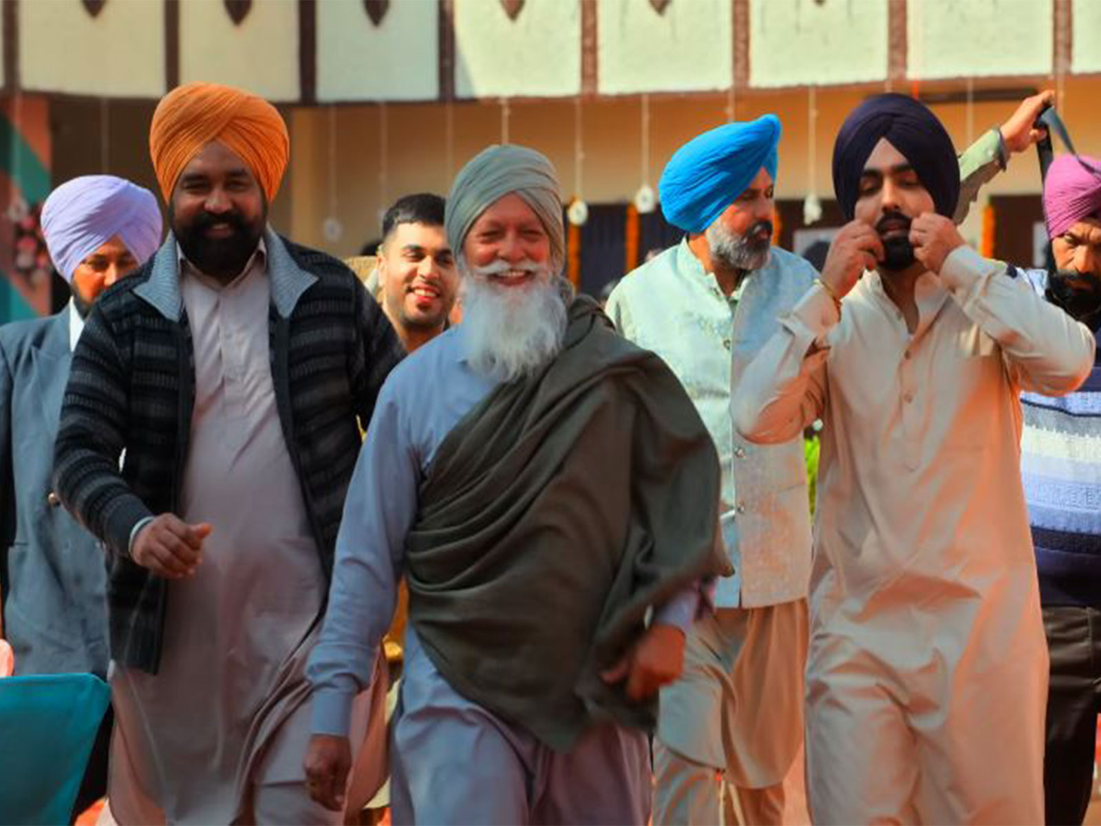 Godday Godday Chaa trailer (Photo/YouTube@ZeeStudios) Godday Godday Chaa trailer (Photo/YouTube@ZeeStudios)