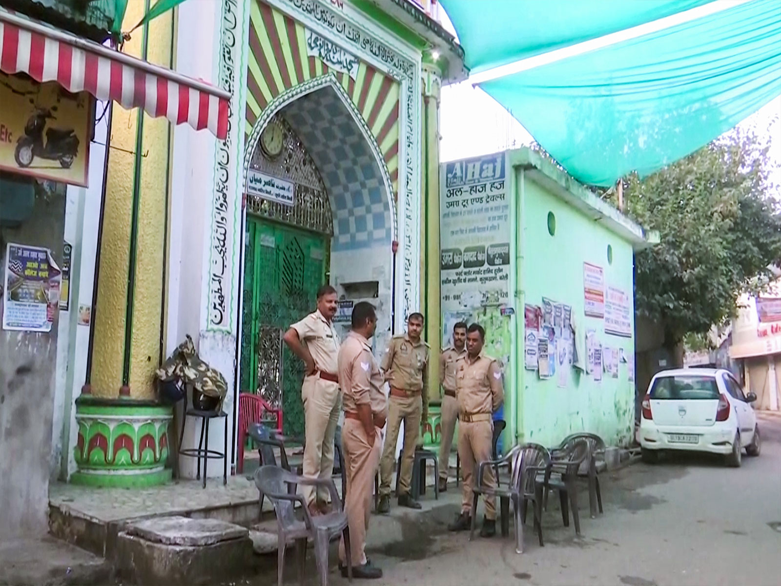 Police personnel deployed near Masjid during Friday prayers in UP (Photo/ANI) Police personnel deployed near Masjid during Friday prayers in UP (Photo/ANI)