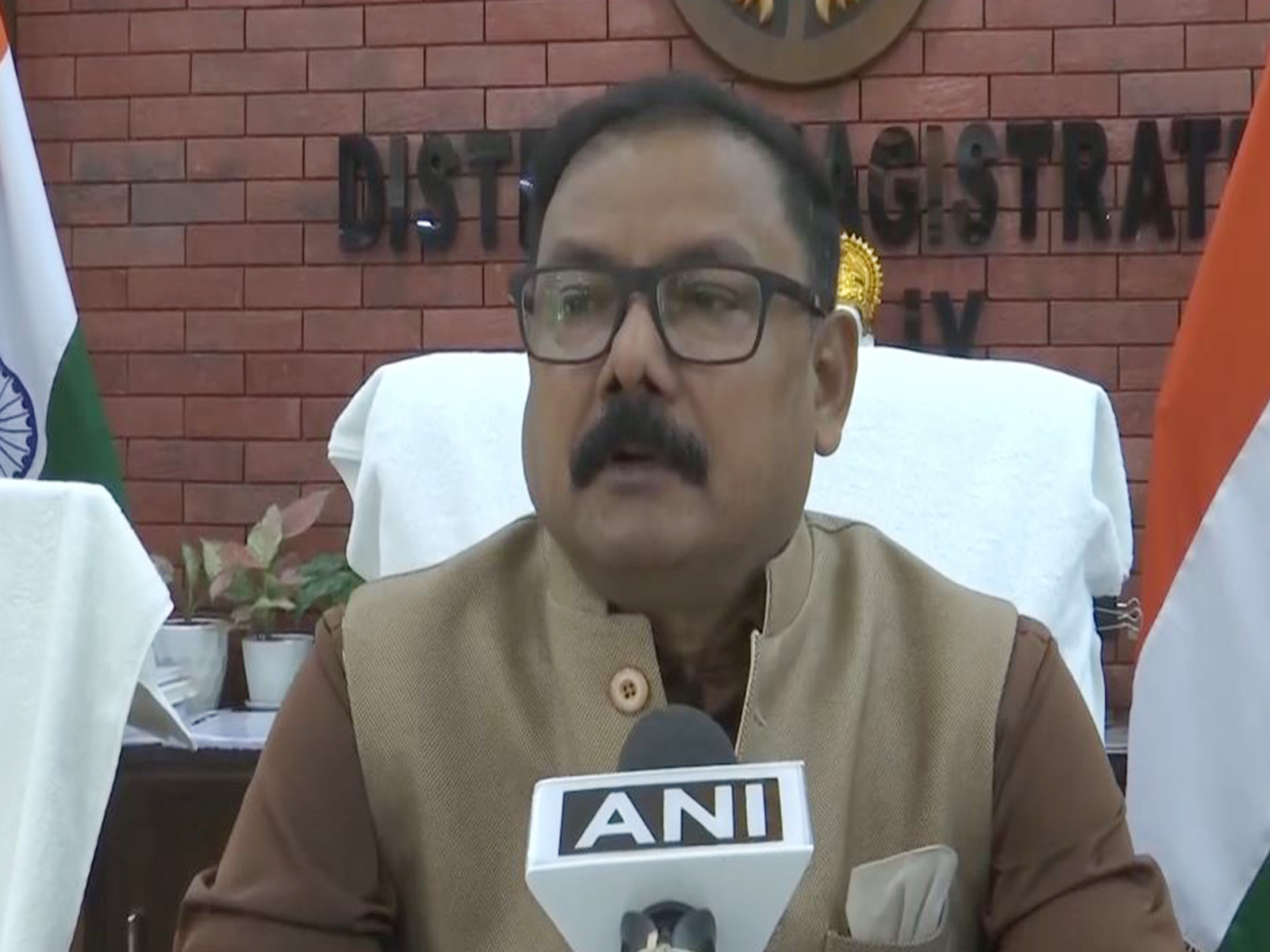 Bareilly District Magistrate Avinash Singh (Photo/ANI) Bareilly District Magistrate Avinash Singh (Photo/ANI)