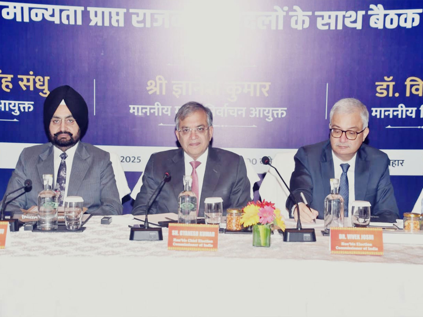 Chief Election Commissioner Gyanesh Kumar (middle) along with Election Commissioners Sukhbir Singh Sandhu and Vivek Joshi (Photo/@ECISVEEP) Chief Election Commissioner Gyanesh Kumar (middle) along with Election Commissioners Sukhbir Singh Sandhu and Vivek Joshi (Photo/@ECISVEEP)