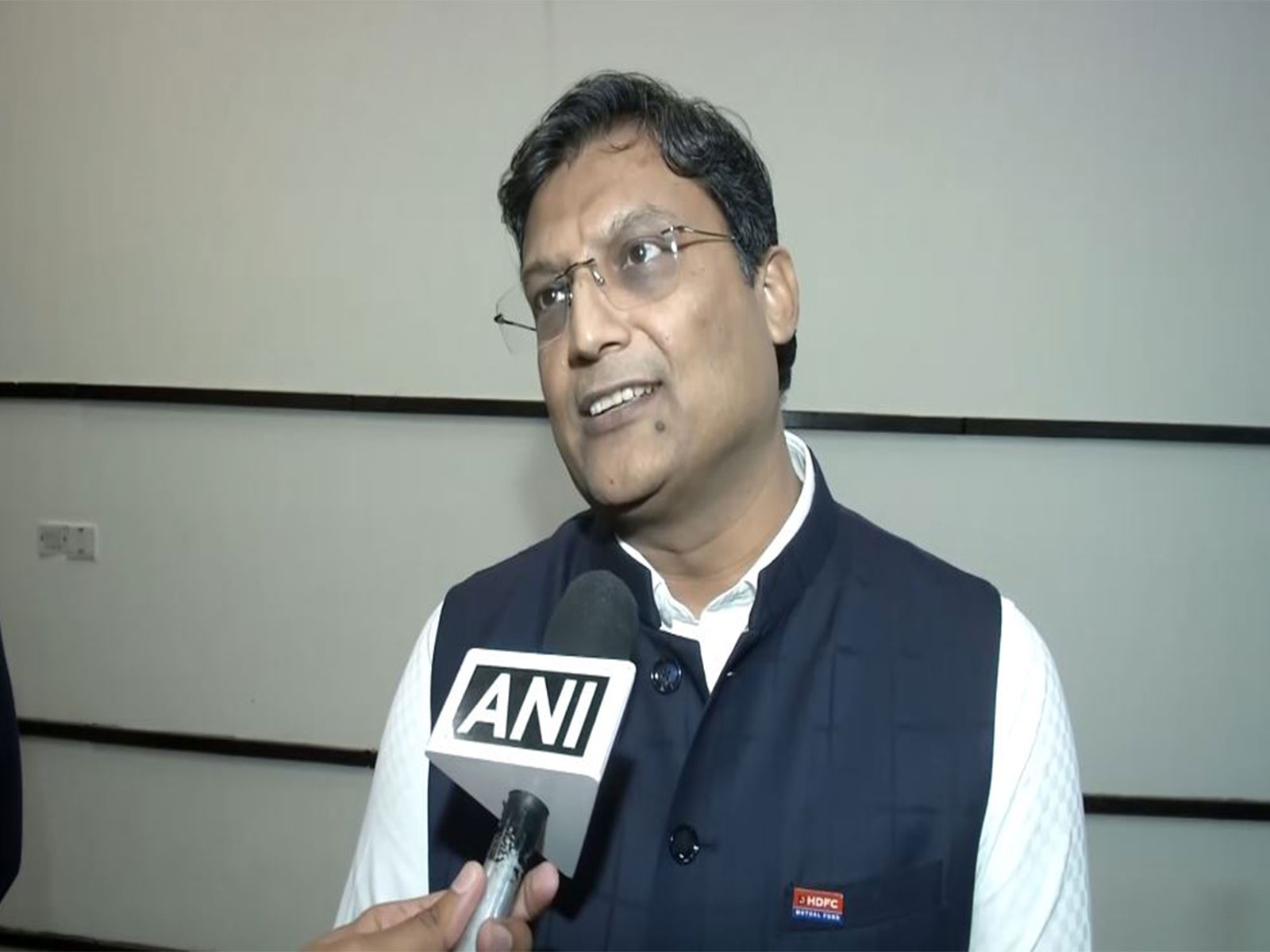Navneet Munot, Managing Director and CEO of HDFC Asset Management Company Limited (Photo/ANI) Navneet Munot, Managing Director and CEO of HDFC Asset Management Company Limited (Photo/ANI)