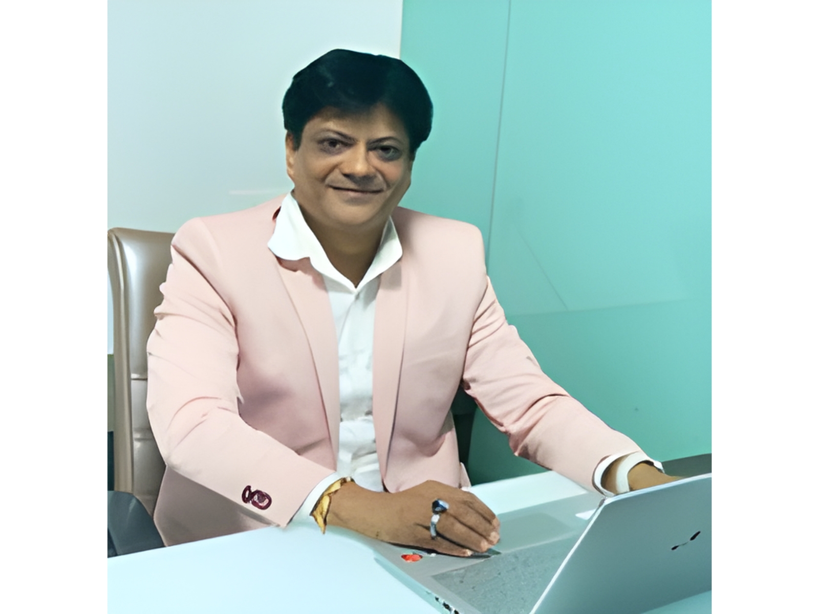 Mr Sanjeev Kumar Nigam