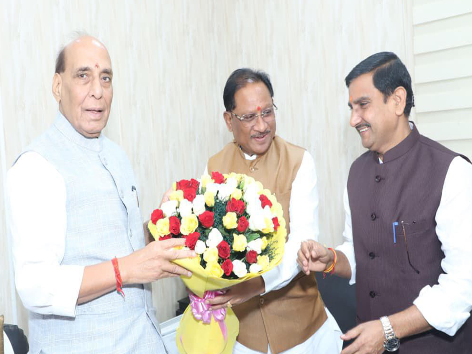 Chhattisgarh CM Vishnu Deo Sai meets Defence Minister Rajnath Singh (Photo: CMO) Chhattisgarh CM Vishnu Deo Sai meets Defence Minister Rajnath Singh (Photo: CMO)