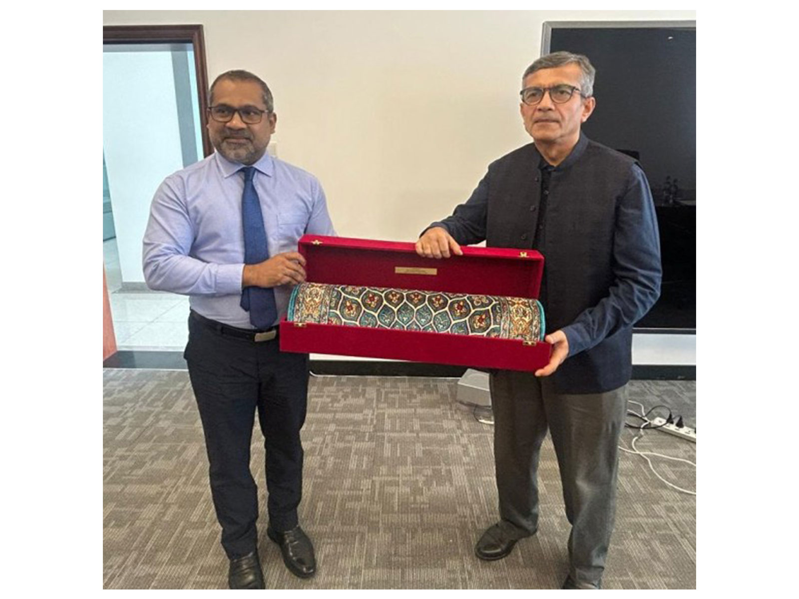 Defence Secretary Rajesh Kumar Singh meets Maldives FM Abdulla Khaleel to strengthen defence and regional security cooperation. (Photo: X/@SpokespersonMoD) Defence Secretary Rajesh Kumar Singh meets Maldives FM Abdulla Khaleel to strengthen defence and regional security cooperation. (Photo: X/@SpokespersonMoD)