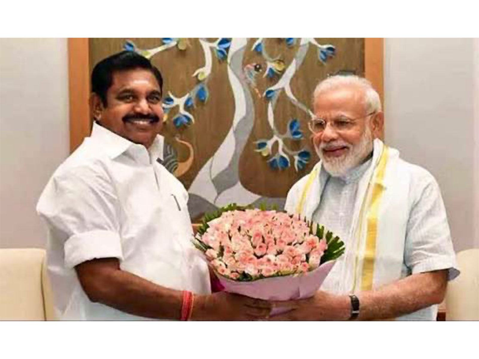 AIADMK General Secretary Edappadi K. Palaniswami and Prime Minister Narendra Modi (Photo/@EPSTamilNadu) AIADMK General Secretary Edappadi K. Palaniswami and Prime Minister Narendra Modi (Photo/@EPSTamilNadu)