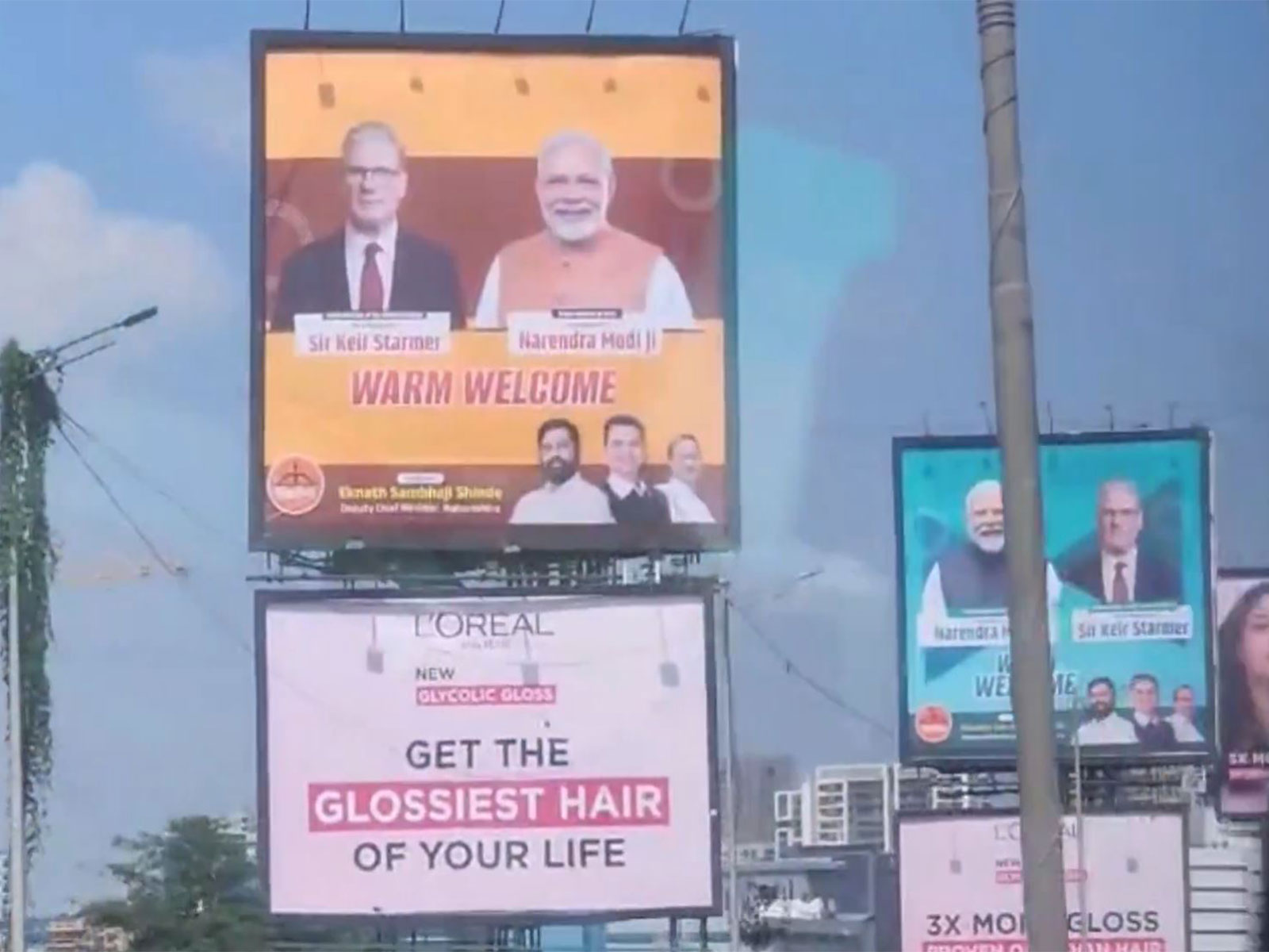 Billboards in Mumbai display images of UK Prime Minister Keir Starmer and Indian Prime Minister Narendra Modi with a message reading “Warm Welcome” ahead of Starmer’s maiden visit to India. (Photo: X/@MEAIndia)