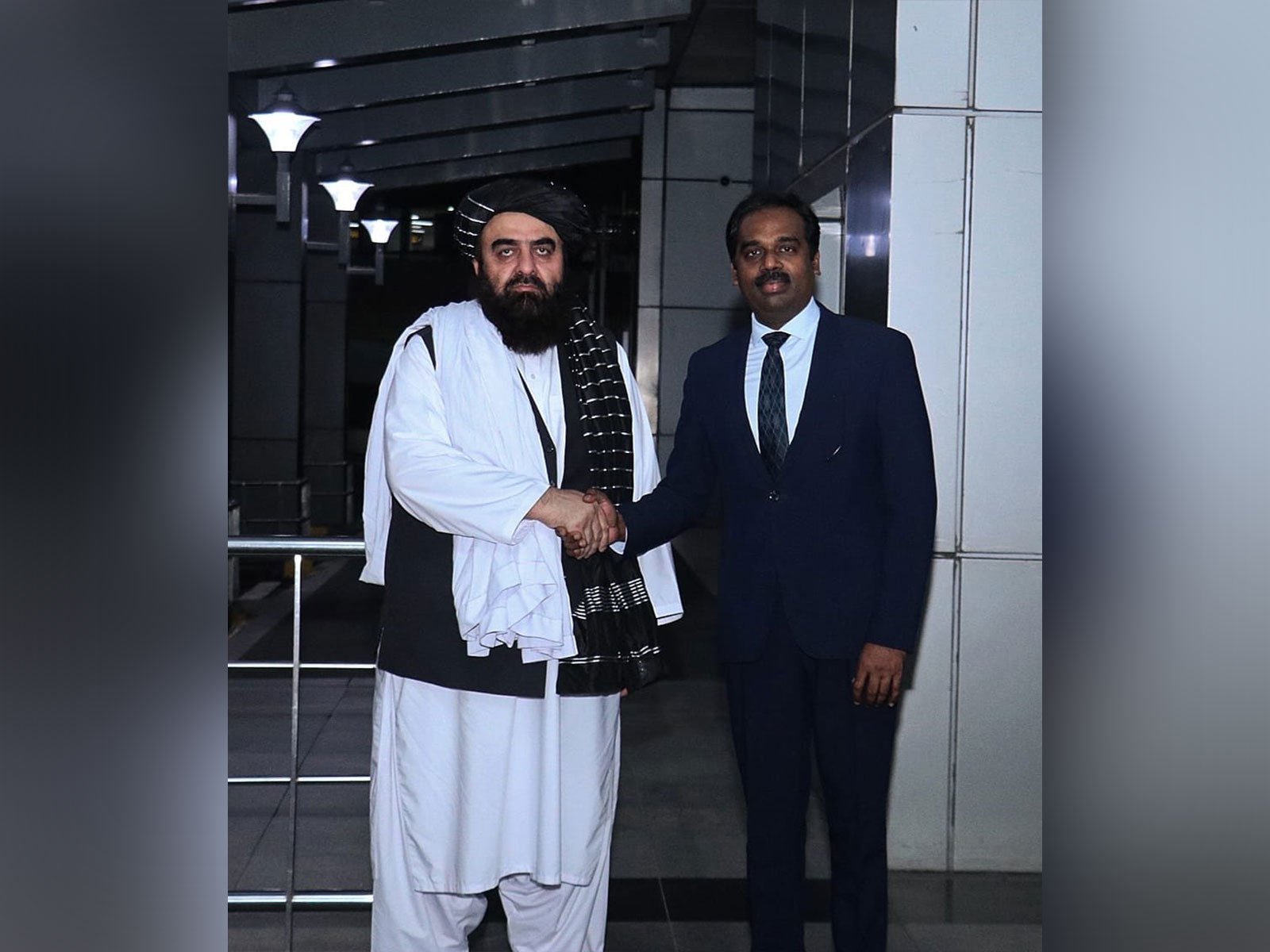 Afghan Foreign Minister, Mawlawi Amir Khan Muttaqi arrives in New Delhi (Photo/ X@MEAIndia) Afghan Foreign Minister, Mawlawi Amir Khan Muttaqi arrives in New Delhi (Photo/ X@MEAIndia)