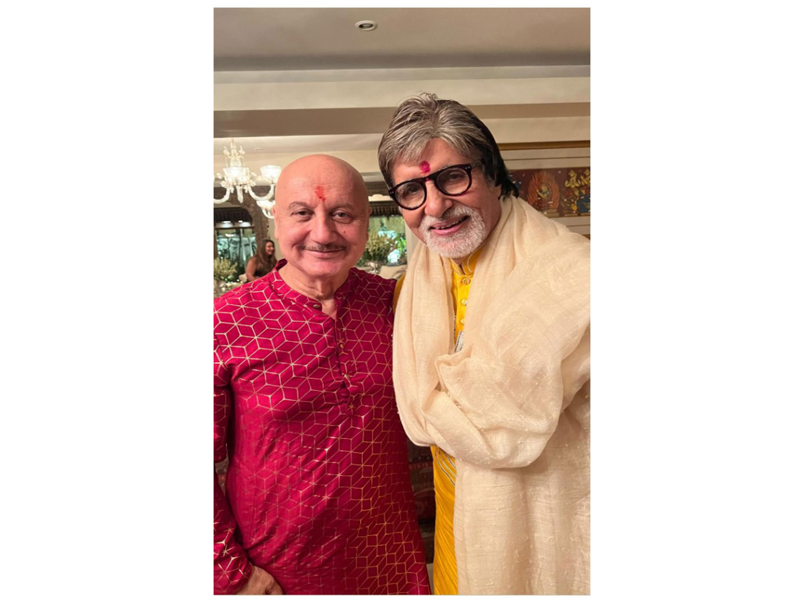 Anupam Kher, Amitabh Bachchan (Image source: Instagram/ @anupampkher) Anupam Kher, Amitabh Bachchan (Image source: Instagram/ @anupampkher)