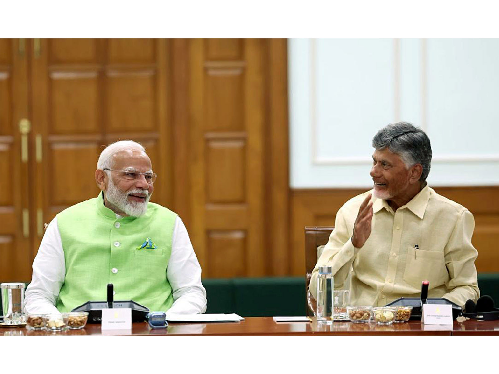 Prime Minister Narendra Modi and Andhra Pradesh CM N Chandrababu Naidu (Photo/ANI) Prime Minister Narendra Modi and Andhra Pradesh CM N Chandrababu Naidu (Photo/ANI)