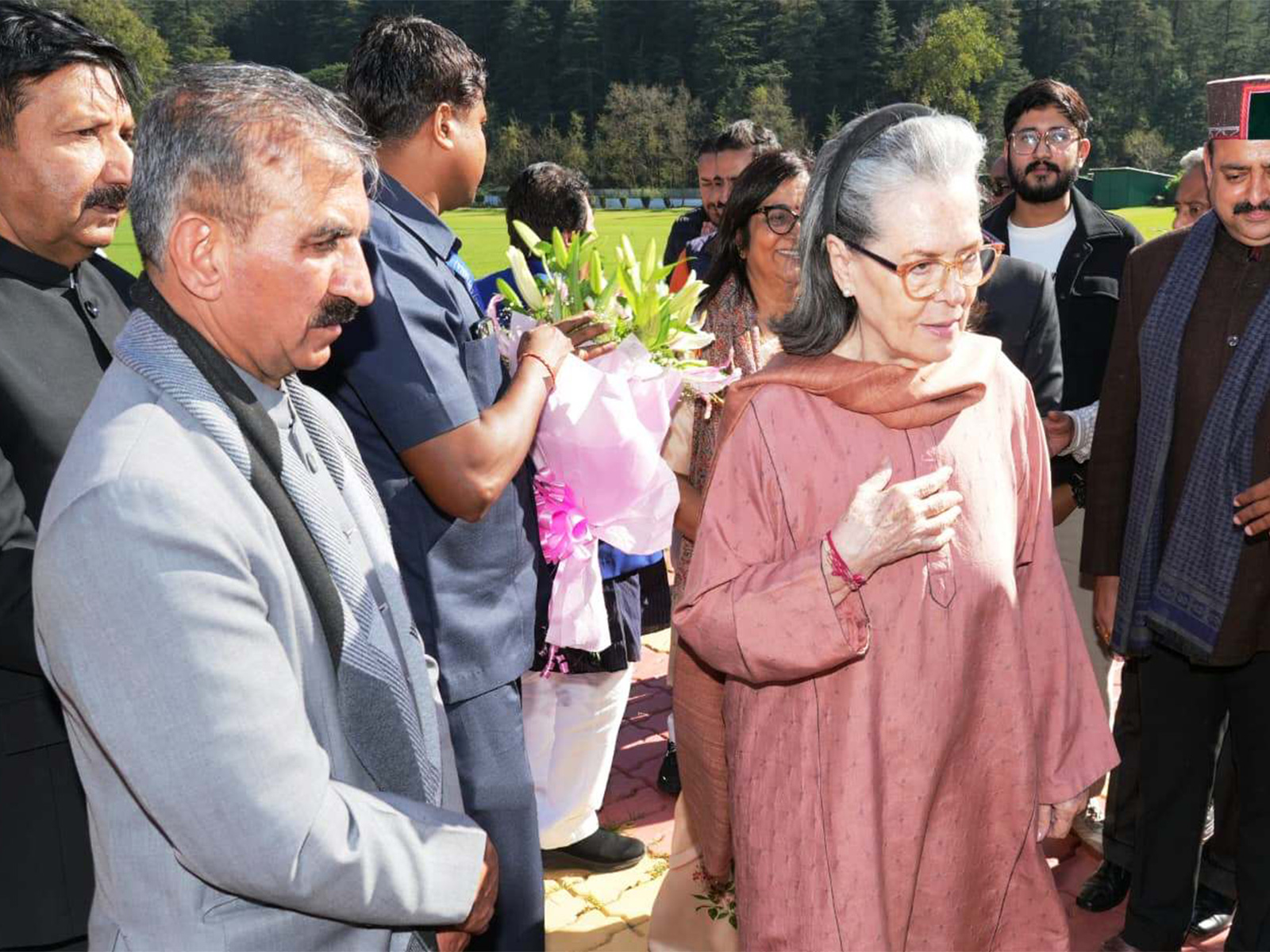CM Sukhu welcomes Sonia Gandhi in Shimla (Photo/Himachal CMO) CM Sukhu welcomes Sonia Gandhi in Shimla (Photo/Himachal CMO)