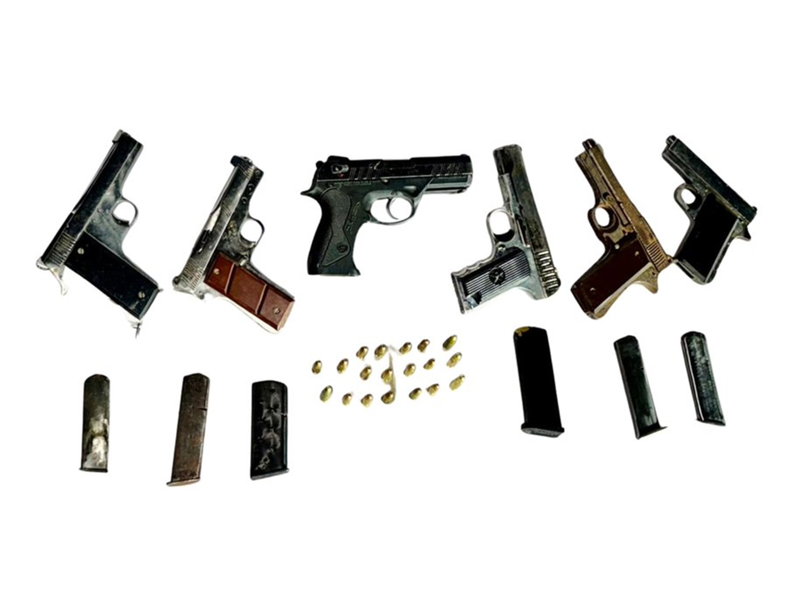 Punjab Police recover six pistols and 19 live cartridges from Bambiha Gang associates (Photo/ X @DGPPunjabPolice) Punjab Police recover six pistols and 19 live cartridges from Bambiha Gang associates (Photo/ X @DGPPunjabPolice)