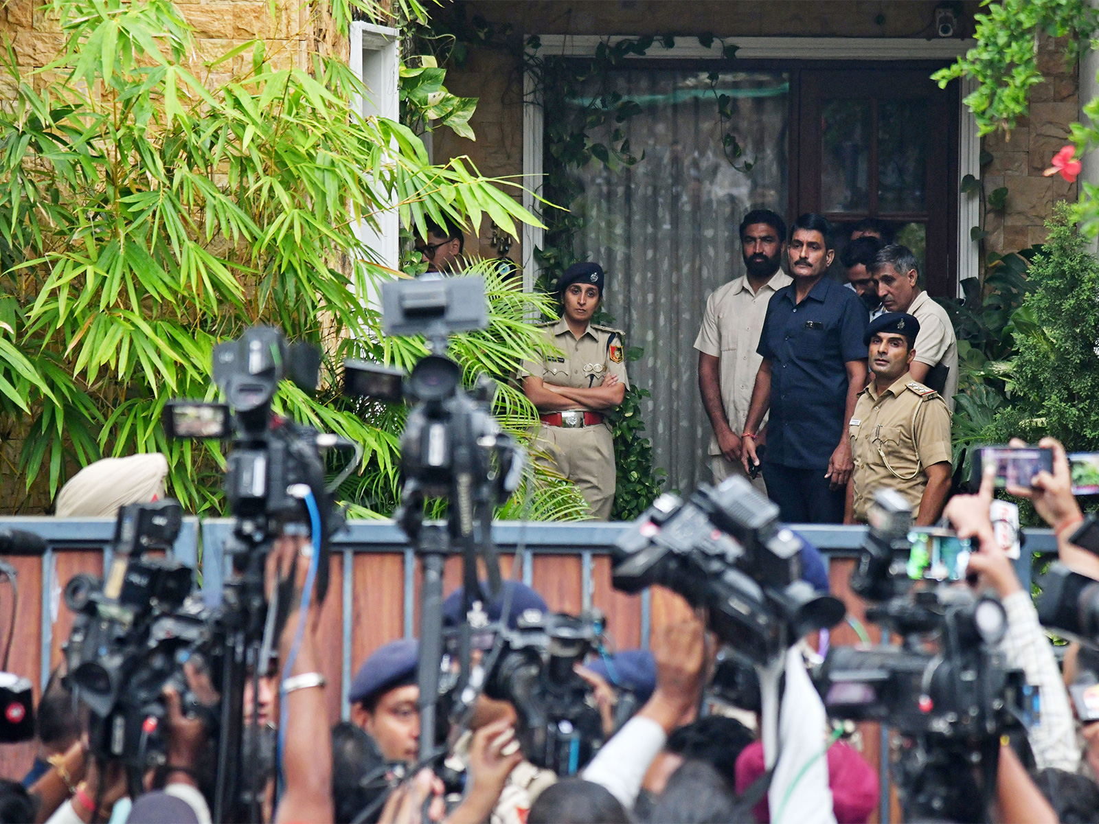 Police teams outside IPS Puran Kumar's residence (Photo/ANI) Police teams outside IPS Puran Kumar's residence (Photo/ANI)