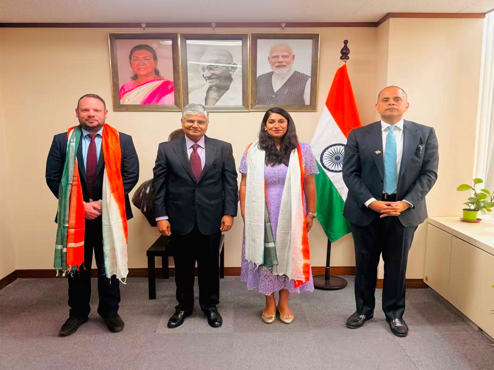 Hindi language education begins at School level in China (Photo/@IndiaInShanghai) Hindi language education begins at School level in China (Photo/@IndiaInShanghai)