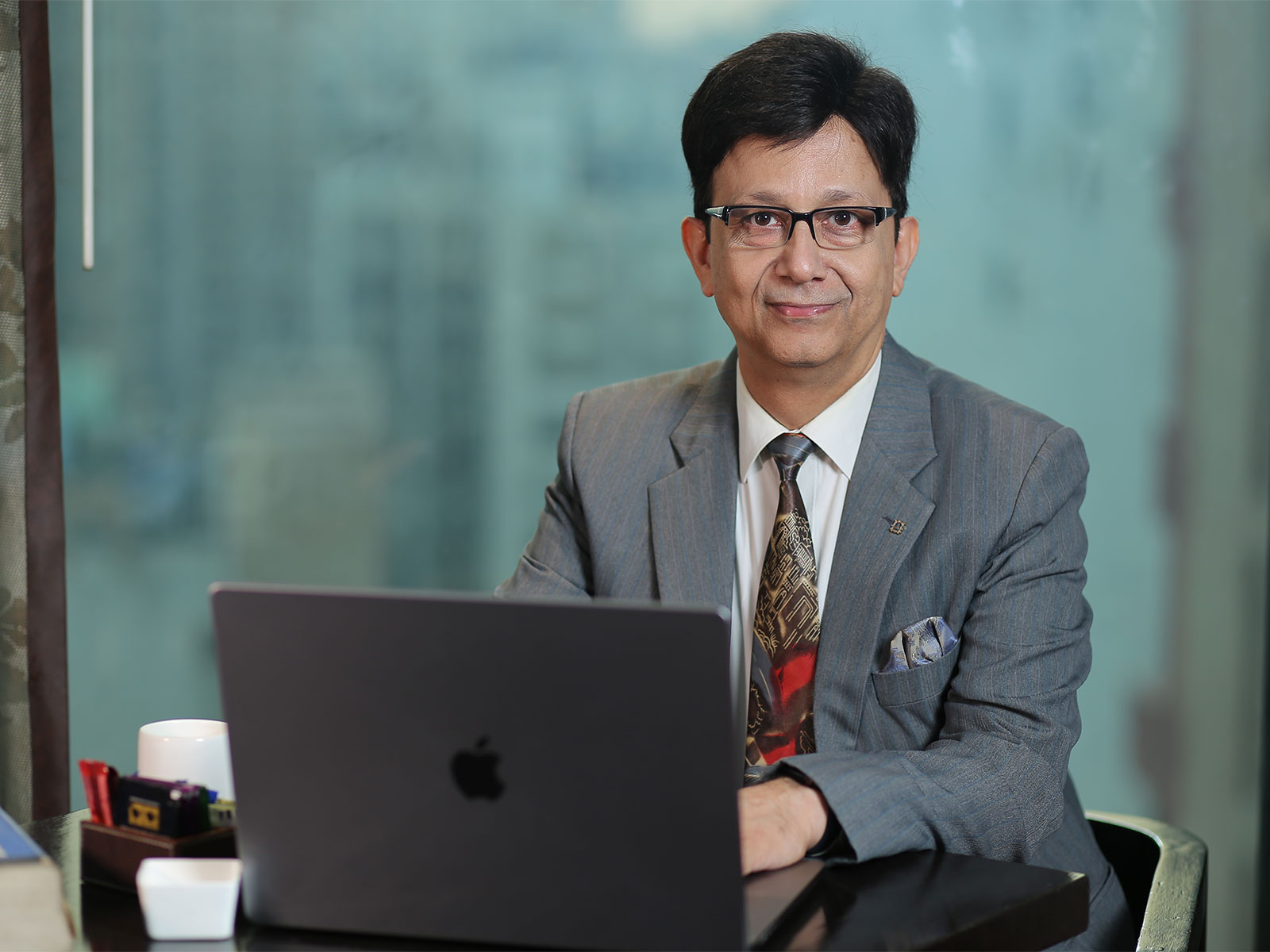 Dr. Sandeep Vohra Dr. Sandeep Vohra