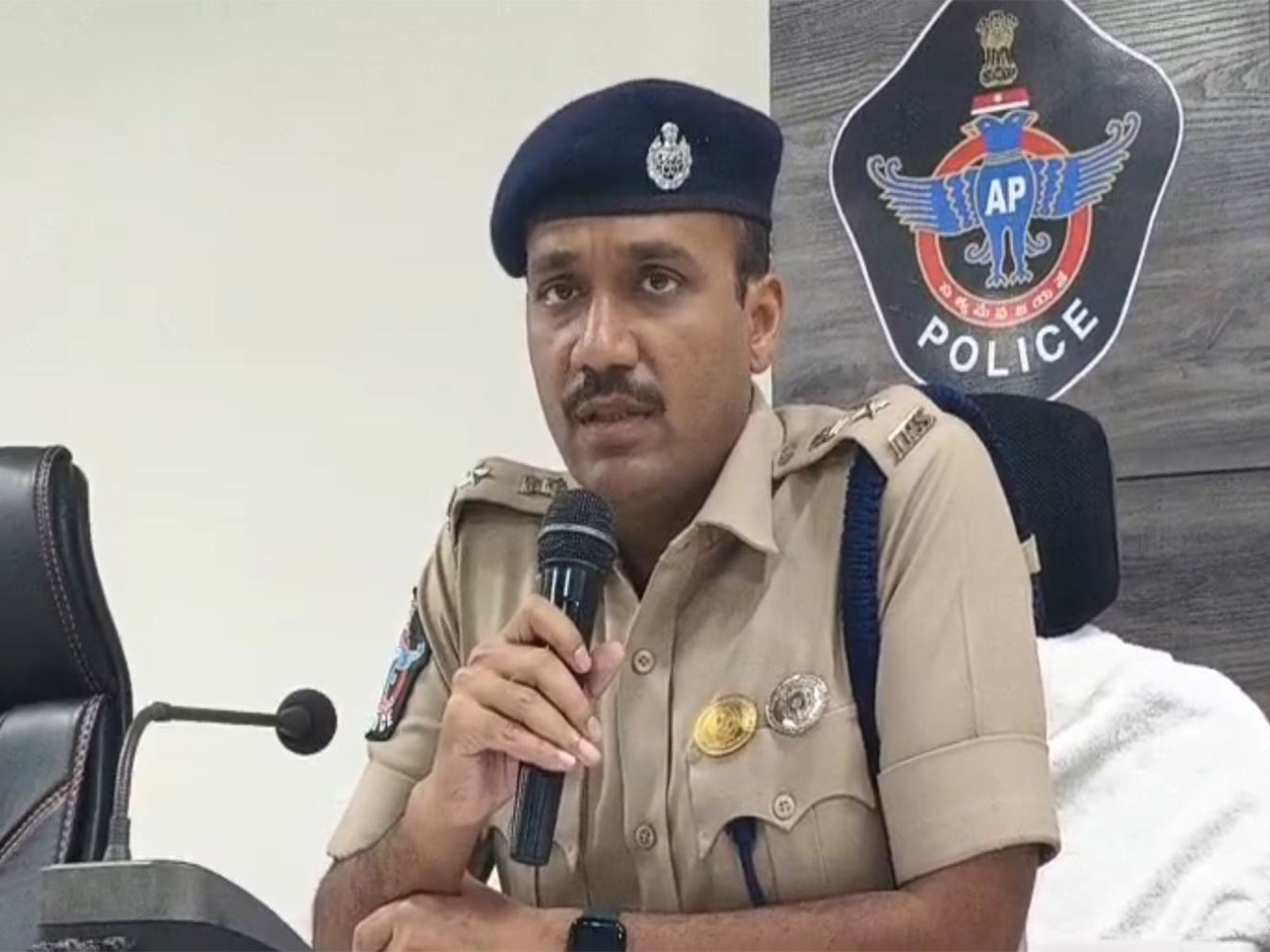 Guntur District Superintendent of Police Vakul Jindal (Photo/ANI) Guntur District Superintendent of Police Vakul Jindal (Photo/ANI)