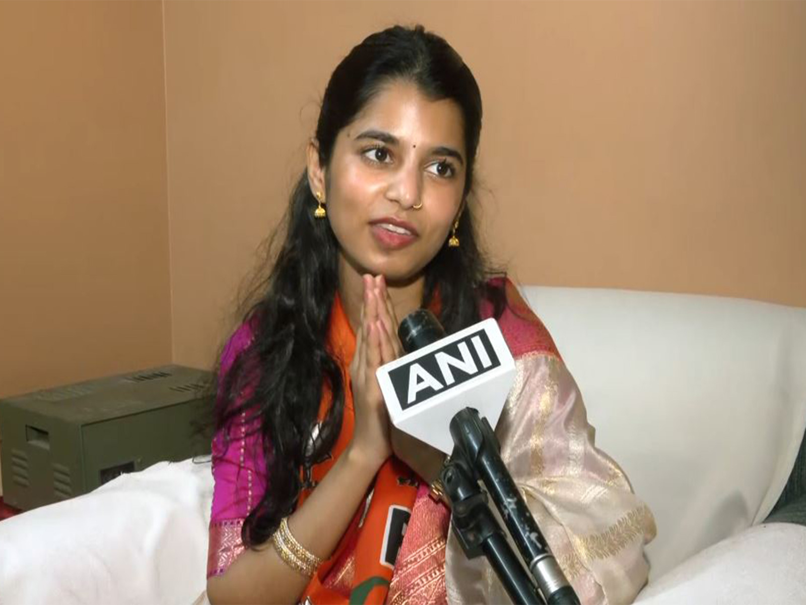 Folk and devotional singer Maithili Thakur (Photo/ANI) Folk and devotional singer Maithili Thakur (Photo/ANI)