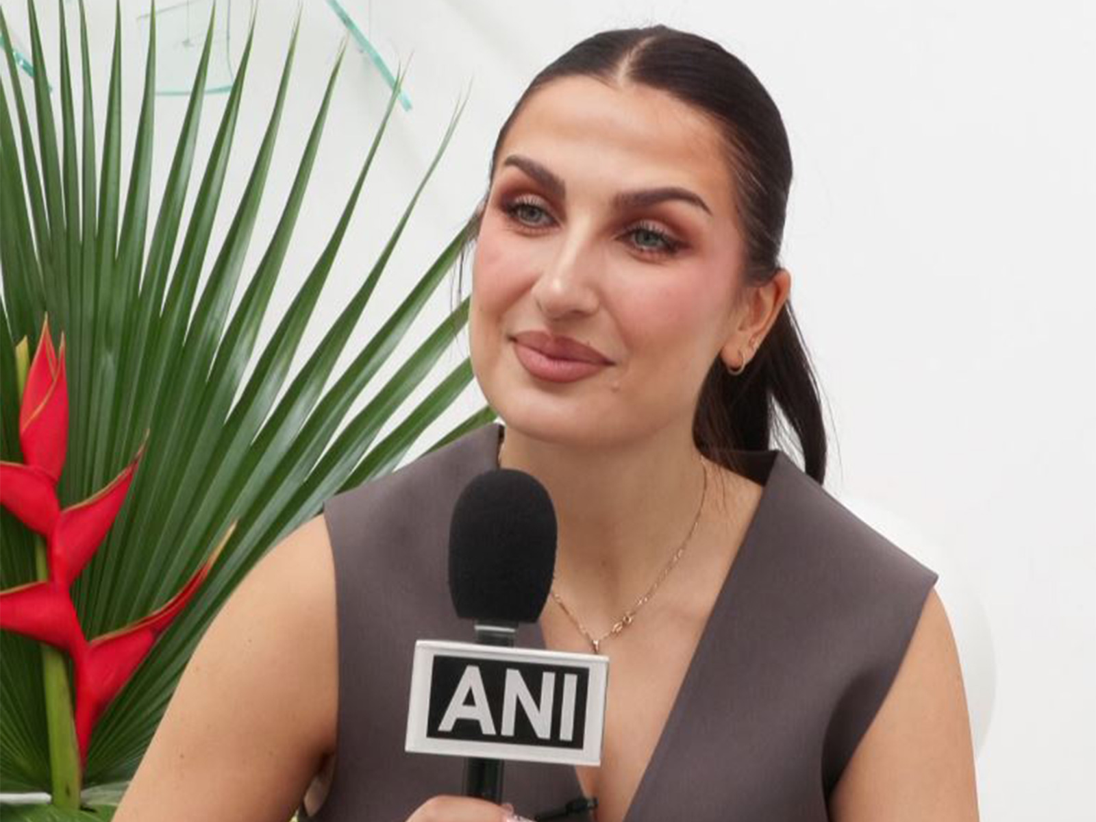 Swedish singer Meira Omar (Photo/ANI) Swedish singer Meira Omar (Photo/ANI)